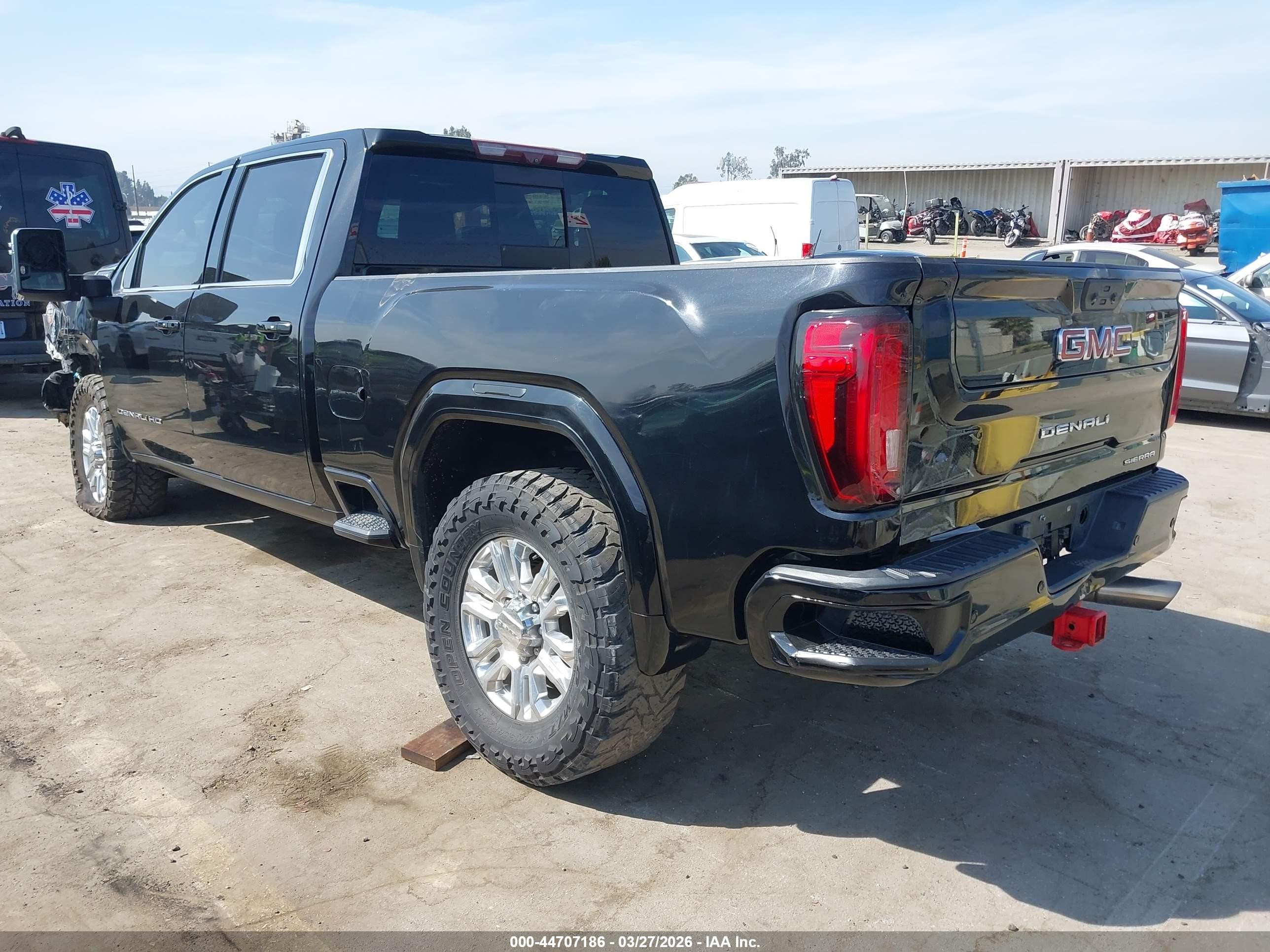 2022 Gmc SIERRA VIN 1GT49RE79NF161453 IAAI salvage auction — Front End, Salvage Title - Dealer (California), sold $7,950 on 2026-05-06 (photo 3)