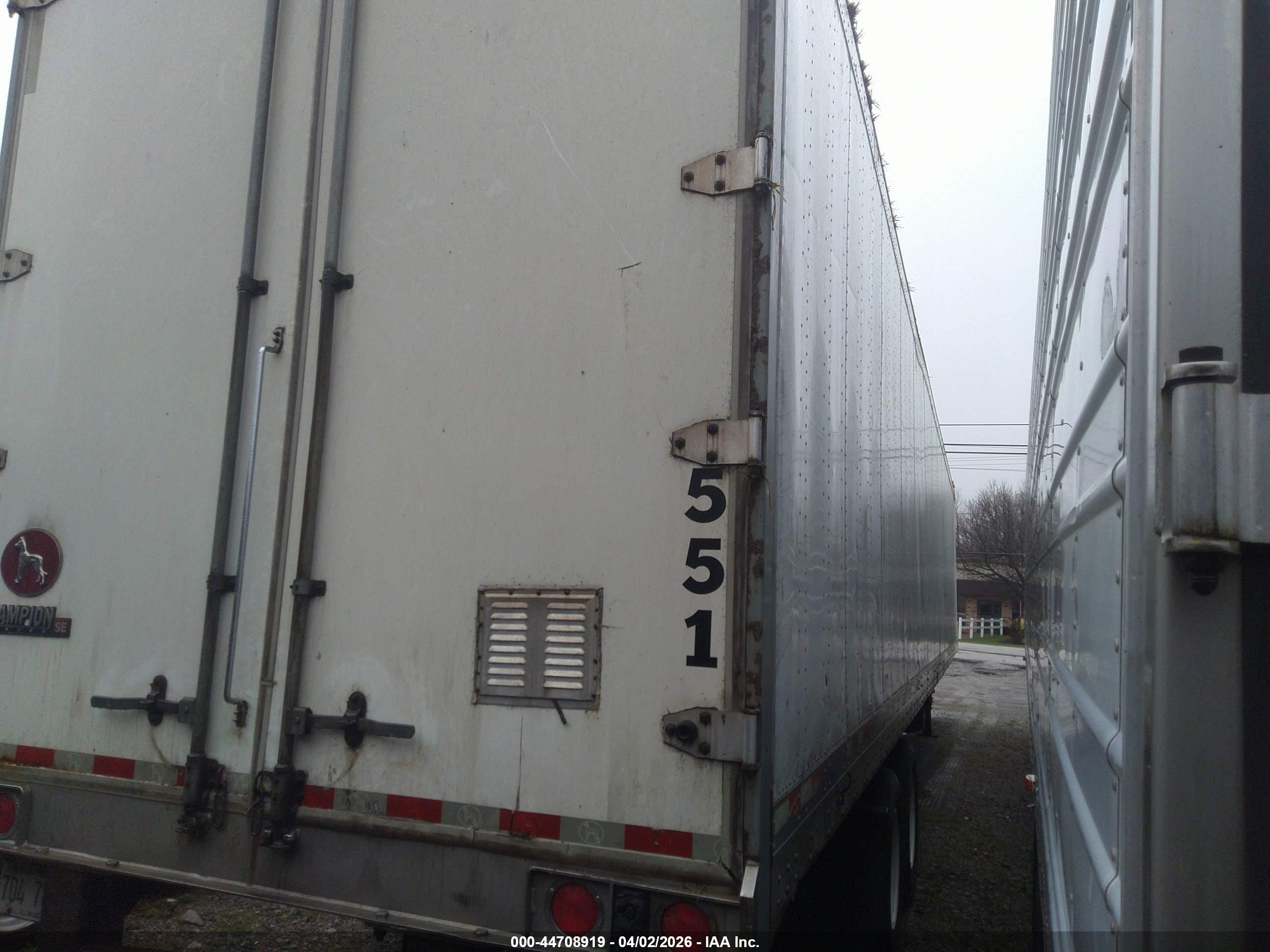2017 Great Dane Trailers Unknown VIN 1GRAA0623HT613997 IAAI salvage auction — Rollover, Salvage (Ohio), sold $525 on 2026-09-09 (photo 4)