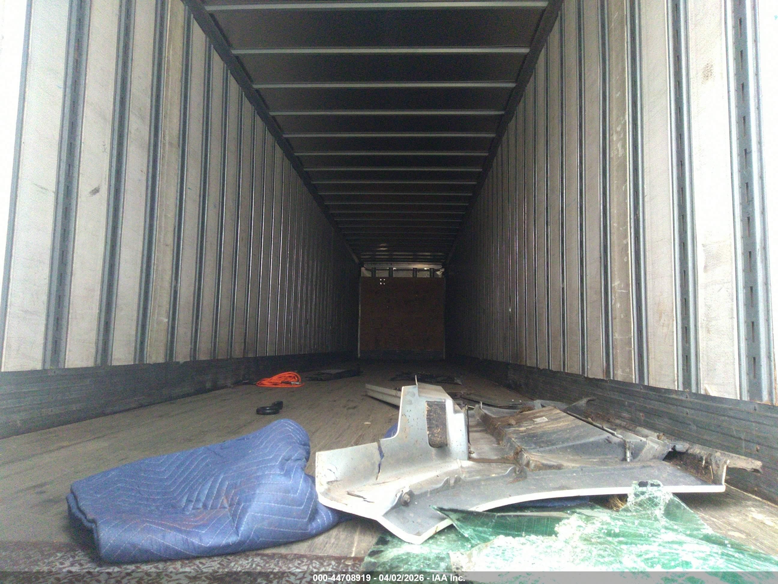 2017 Great Dane Trailers Unknown VIN 1GRAA0623HT613997 IAAI salvage auction — Rollover, Salvage (Ohio), sold $525 on 2026-09-09 (photo 5)