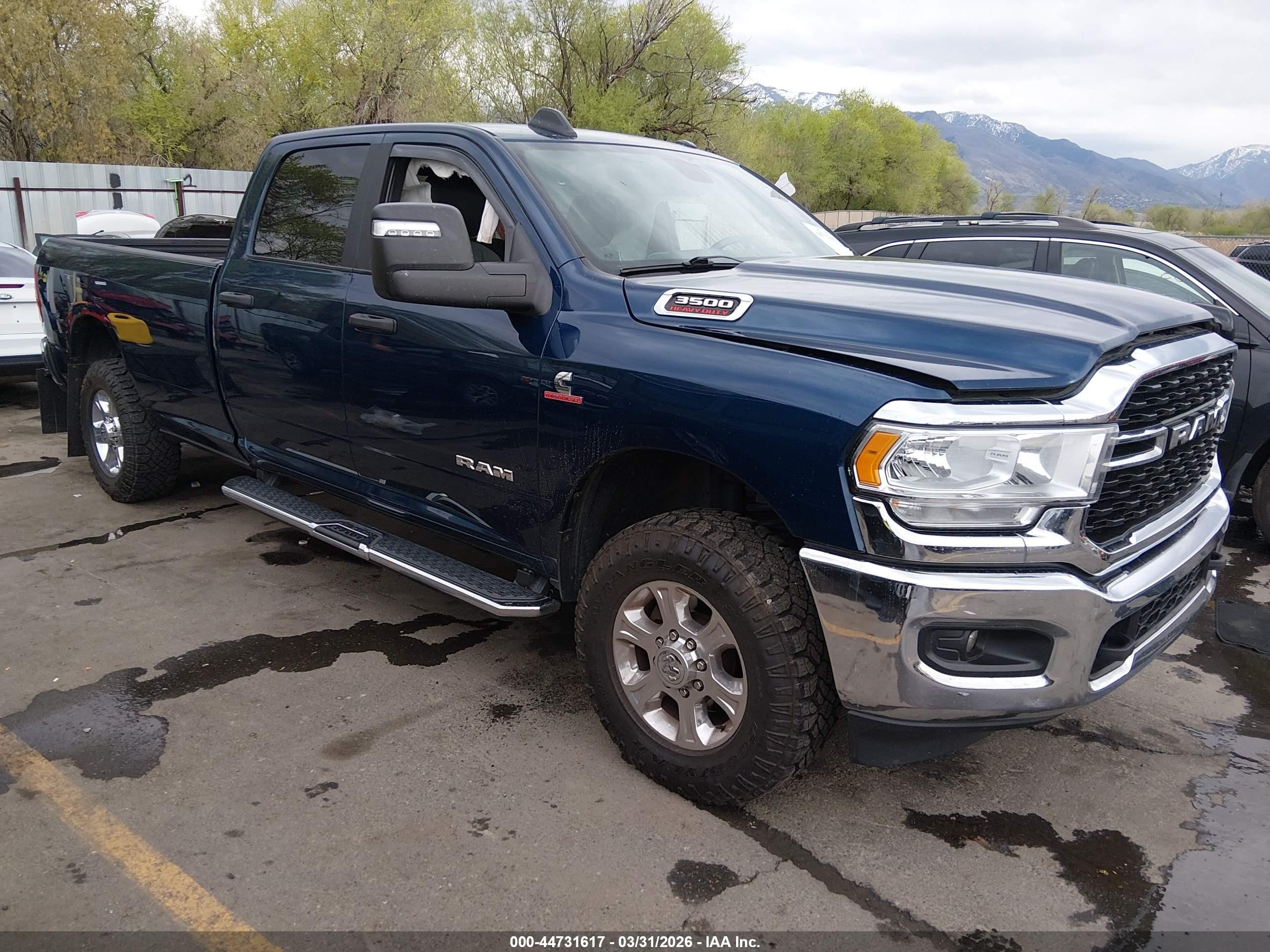 2024 Ram 3500 VIN 3C63R3HL1RG112115 — IAAI salvage auction photo