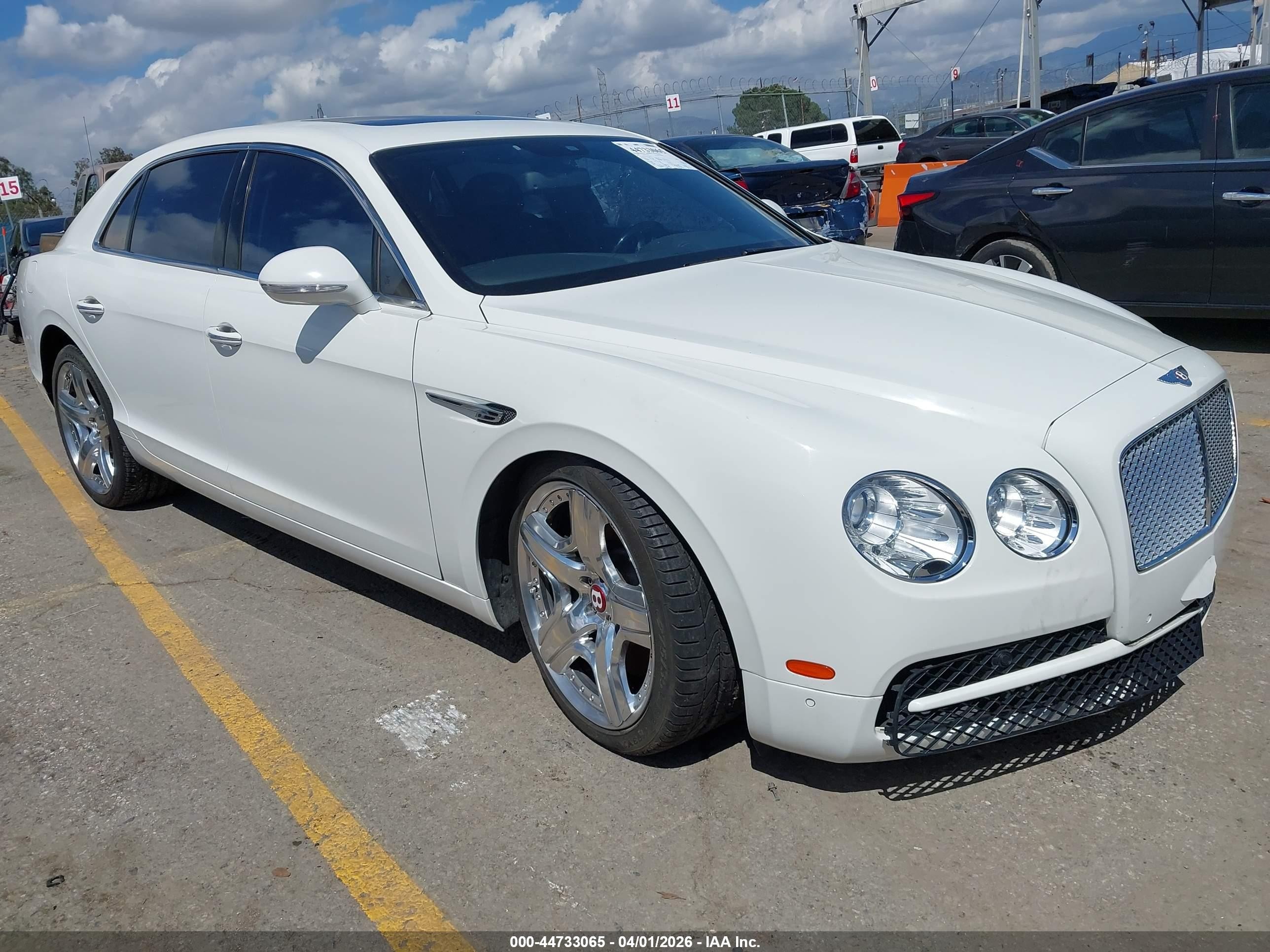2015 Bentley Flying spur VIN SCBET9ZA3FC046784 IAAI salvage auction — Side, Salvage (California), sold $13,600 on 2026-09-08 (photo 1)