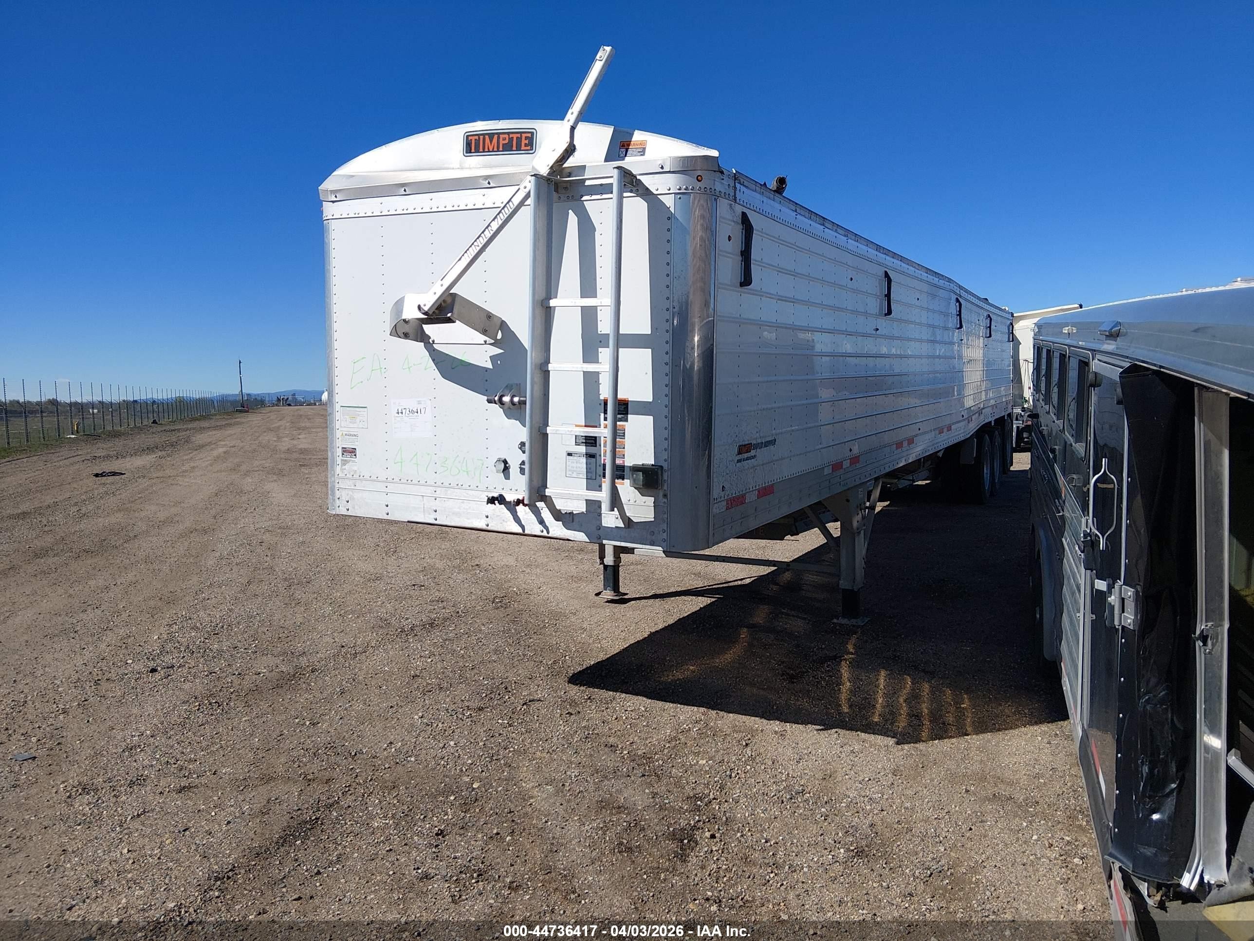 2026 Timpte Grain trailer VIN 1TDH50031TB189751 IAAI salvage auction — All Over, Salvage (Colorado), sold $950 on 2026-09-09 (photo 2)
