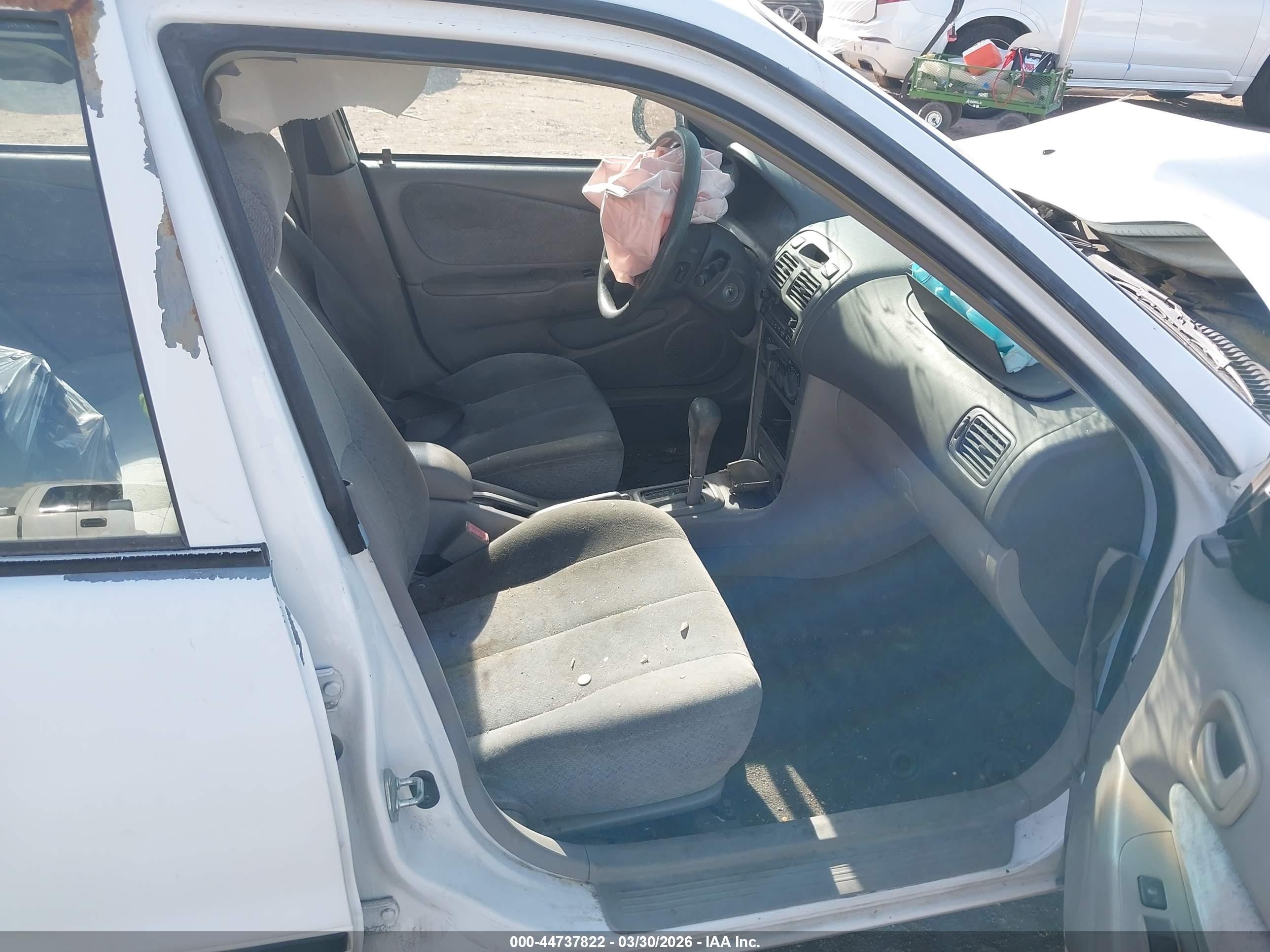 1999 Toyota Corolla VIN 1NXBR12E6XZ177583 IAAI salvage auction — Front End, Salvage (Arizona), sold $200 on 2026-06-01 (photo 5)