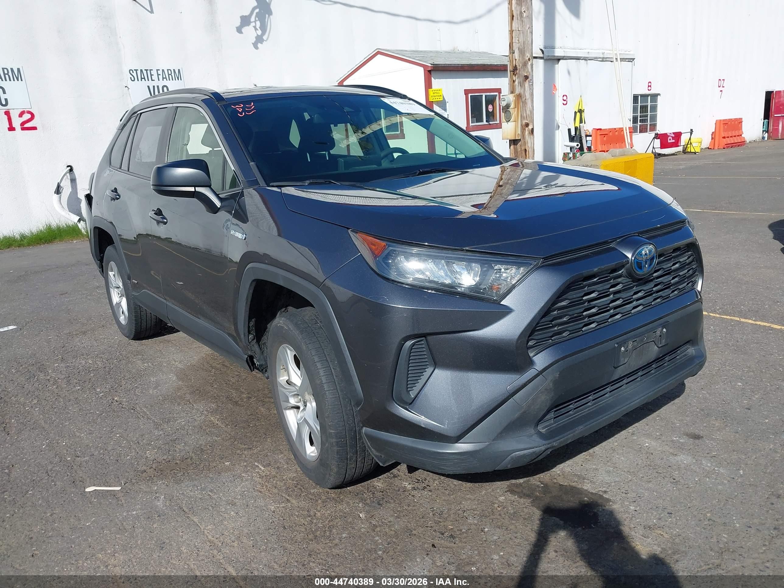 2019 Toyota RAV4 Hybrid VIN JTMLWRFV9KD013943 IAAI salvage auction — Rear End, Salvage (Oregon), sold $6,950 on 2026-07-09 (photo 1)