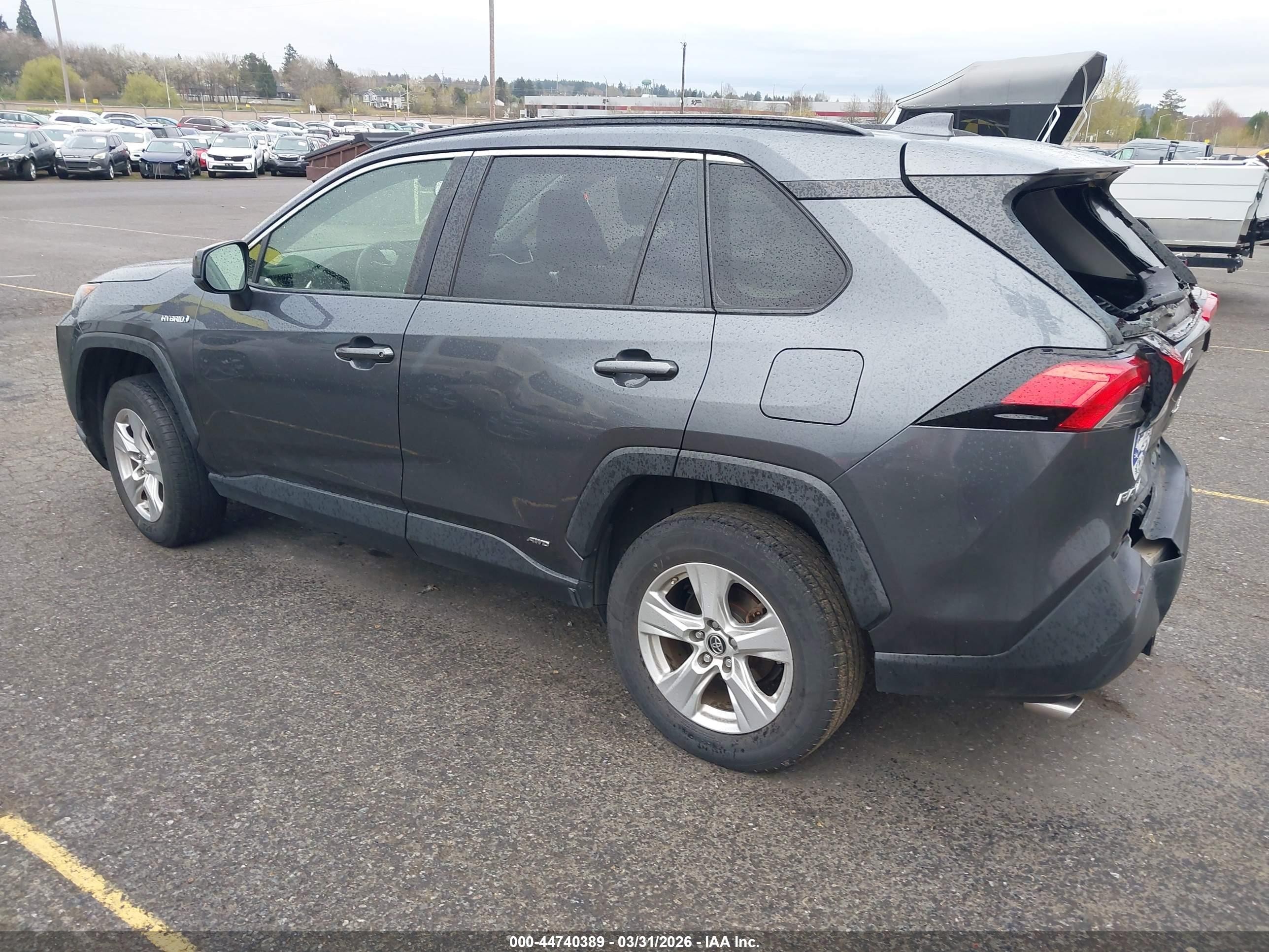 2019 Toyota RAV4 Hybrid VIN JTMLWRFV9KD013943 IAAI salvage auction — Rear End, Salvage (Oregon), sold $6,950 on 2026-07-09 (photo 3)
