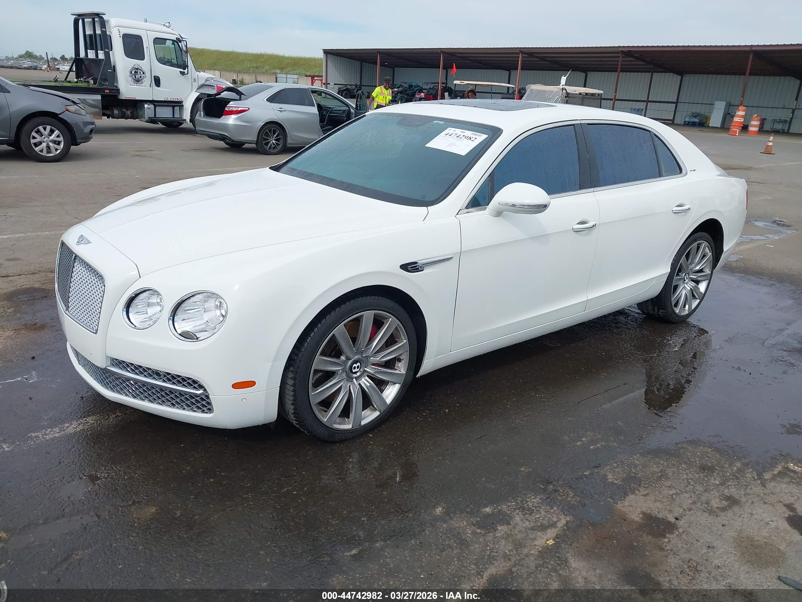 2015 Bentley Flying Spur VIN SCBEC9ZA9FC041217 IAAI salvage auction — Water/Flood, Salvage (California), sold $23,250 on 2026-06-24 (photo 2)