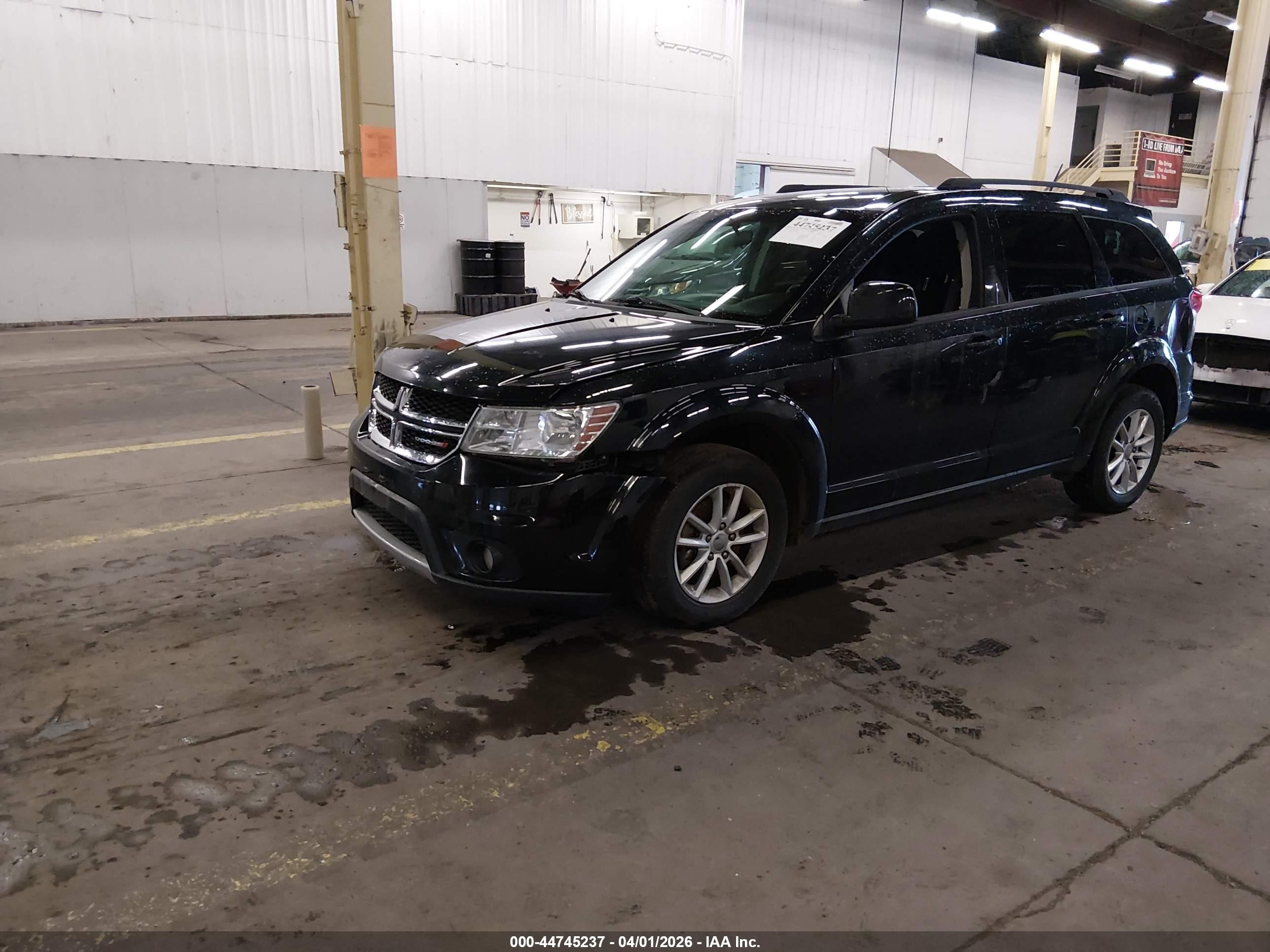 2015 Dodge Journey VIN 3C4PDDBGXFT755608 IAAI salvage auction — Water/Flood, Salvage (Oregon), sold $100 on 2026-07-09 (photo 2)