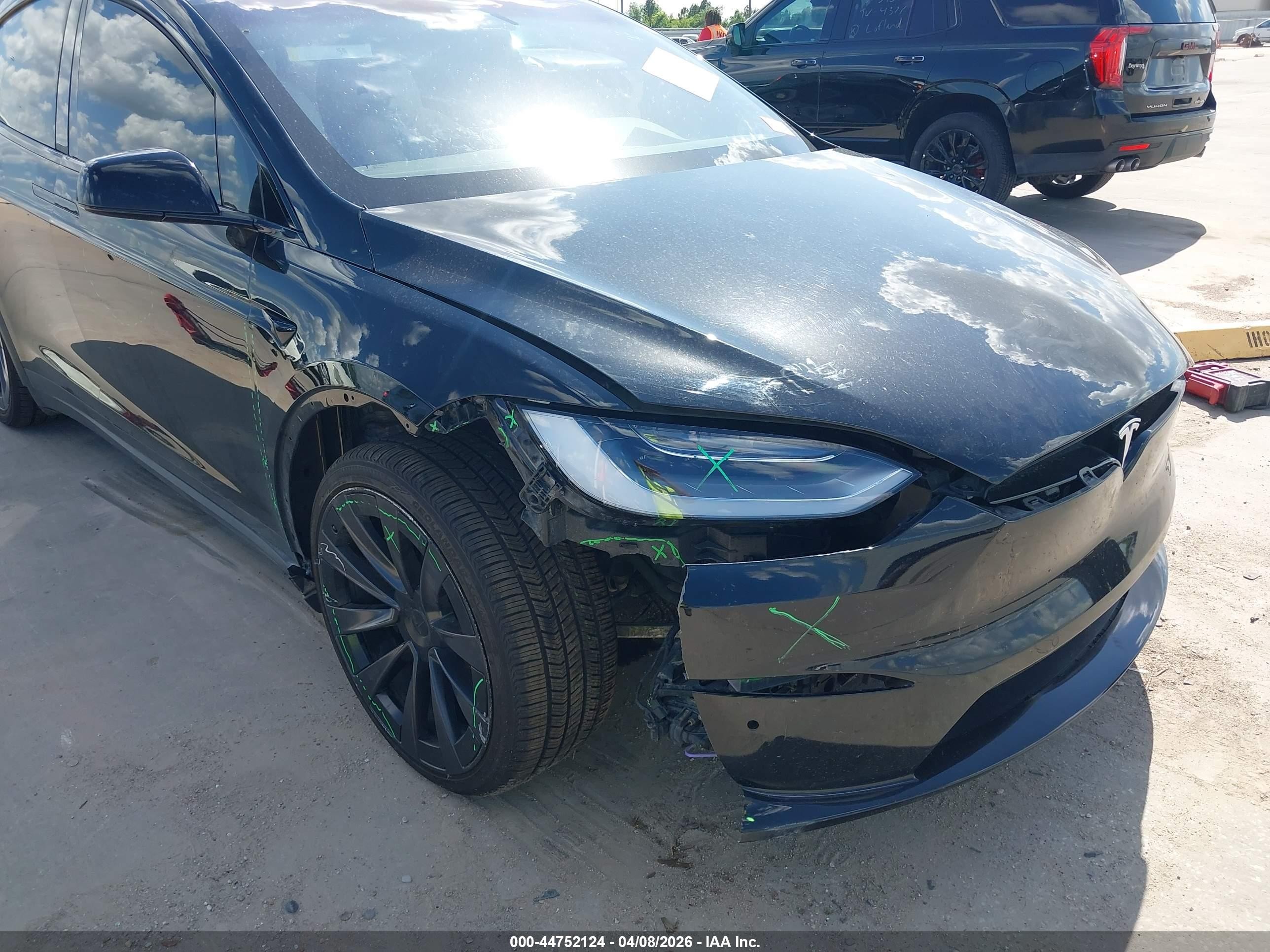 2022 Tesla Model x VIN 7SAXCBE62NF340003 IAAI salvage auction — Unknown, Original (Texas), sold $24,100 on 2026-08-30 (photo 6)
