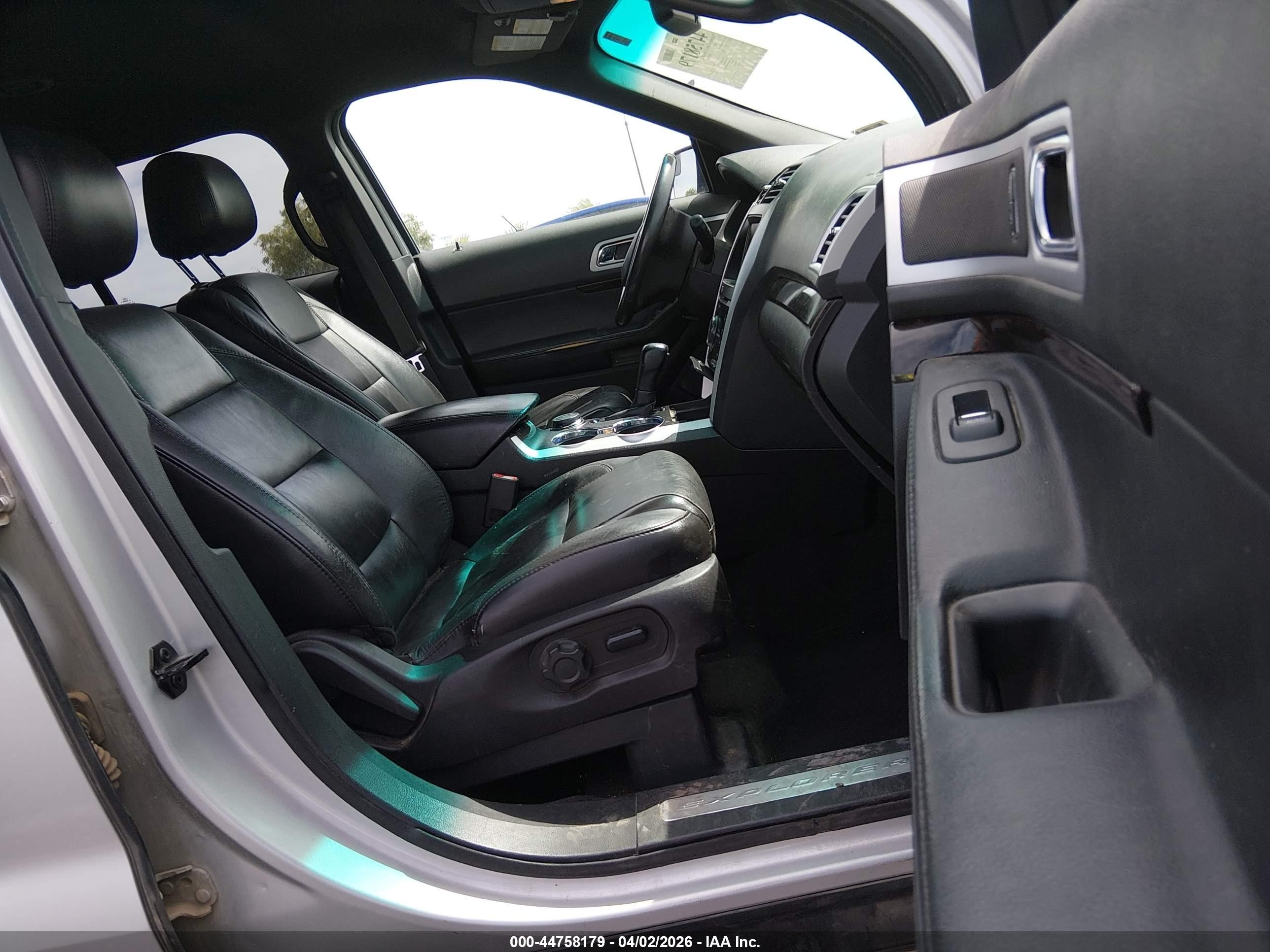 2015 Ford Explorer VIN 1FM5K8F88FGA56310 IAAI salvage auction — Front End, Salvage (Nevada), sold $925 on 2026-07-10 (photo 5)