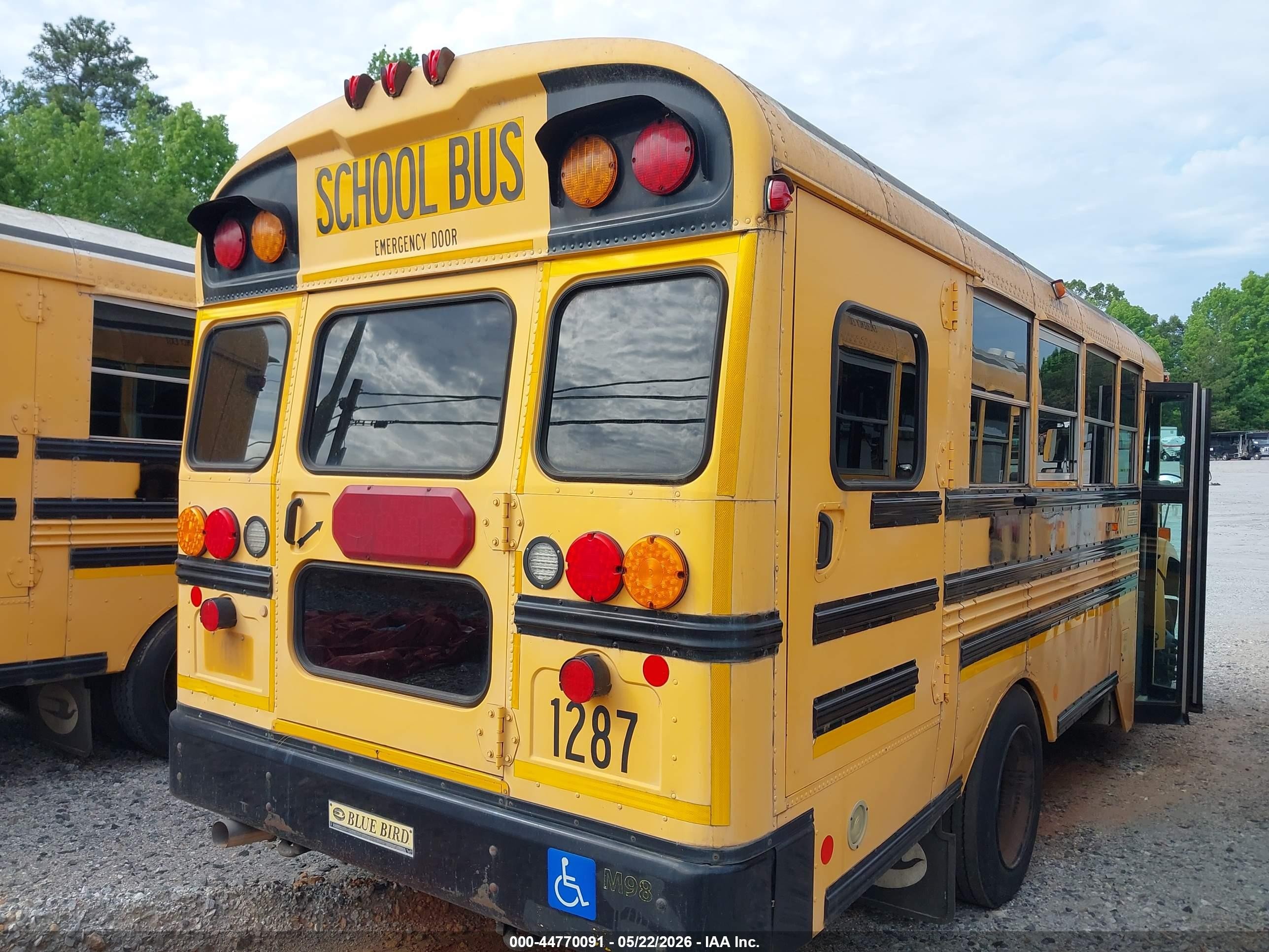 2011 Blue Bird School Bus / Transit Bus VIN 1BAKACPH4BF279997 IAAI salvage auction — Normal Wear, Bill Of Sale (Georgia), sold $1,000 on 2026-09-23 (photo 4)