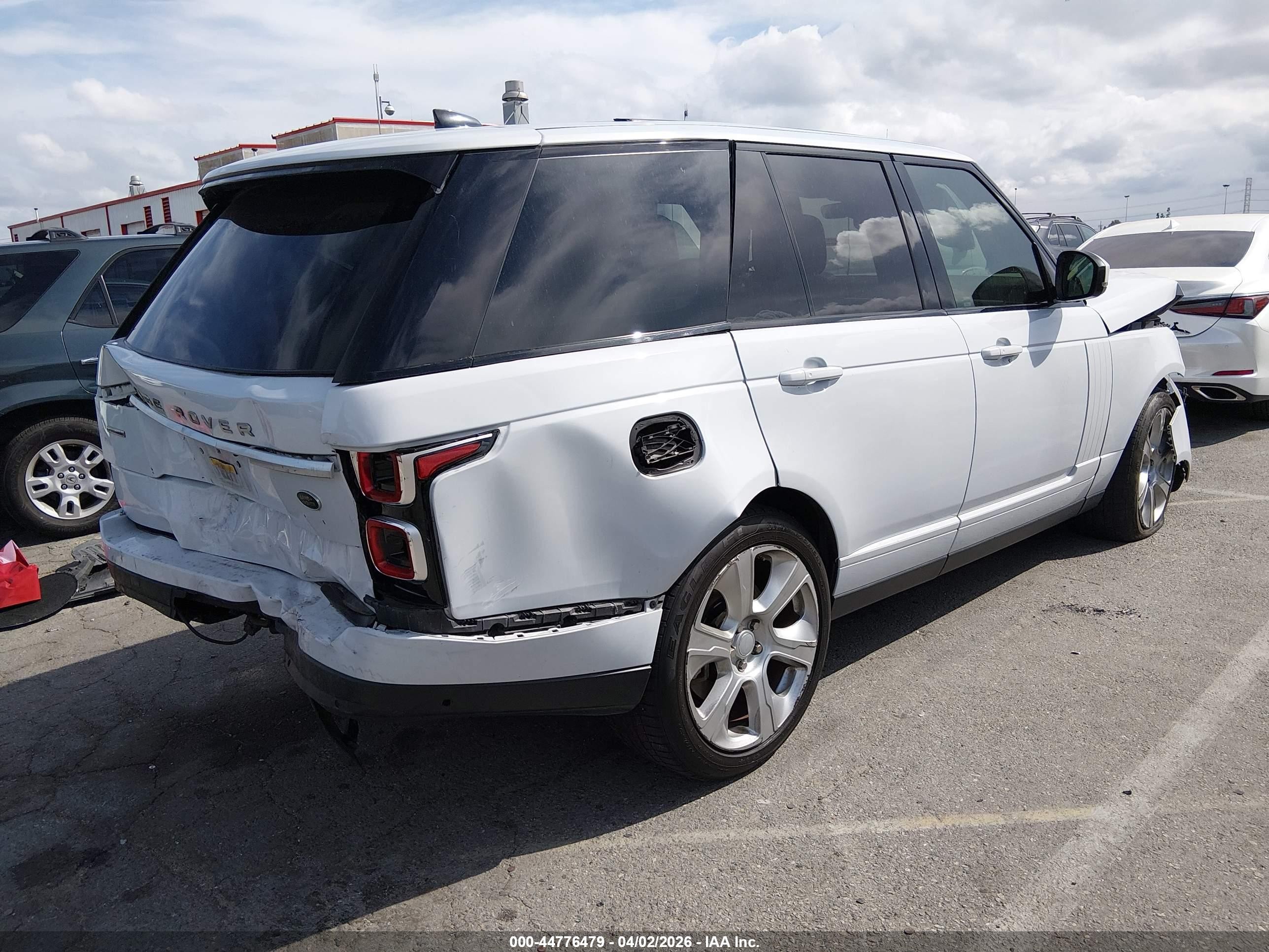 2019 Land rover RANGE ROVER VIN SALGS2RE4KA531081 IAAI salvage auction — Rear End, Salvage (California), sold $10,600 on 2026-05-25 (photo 4)