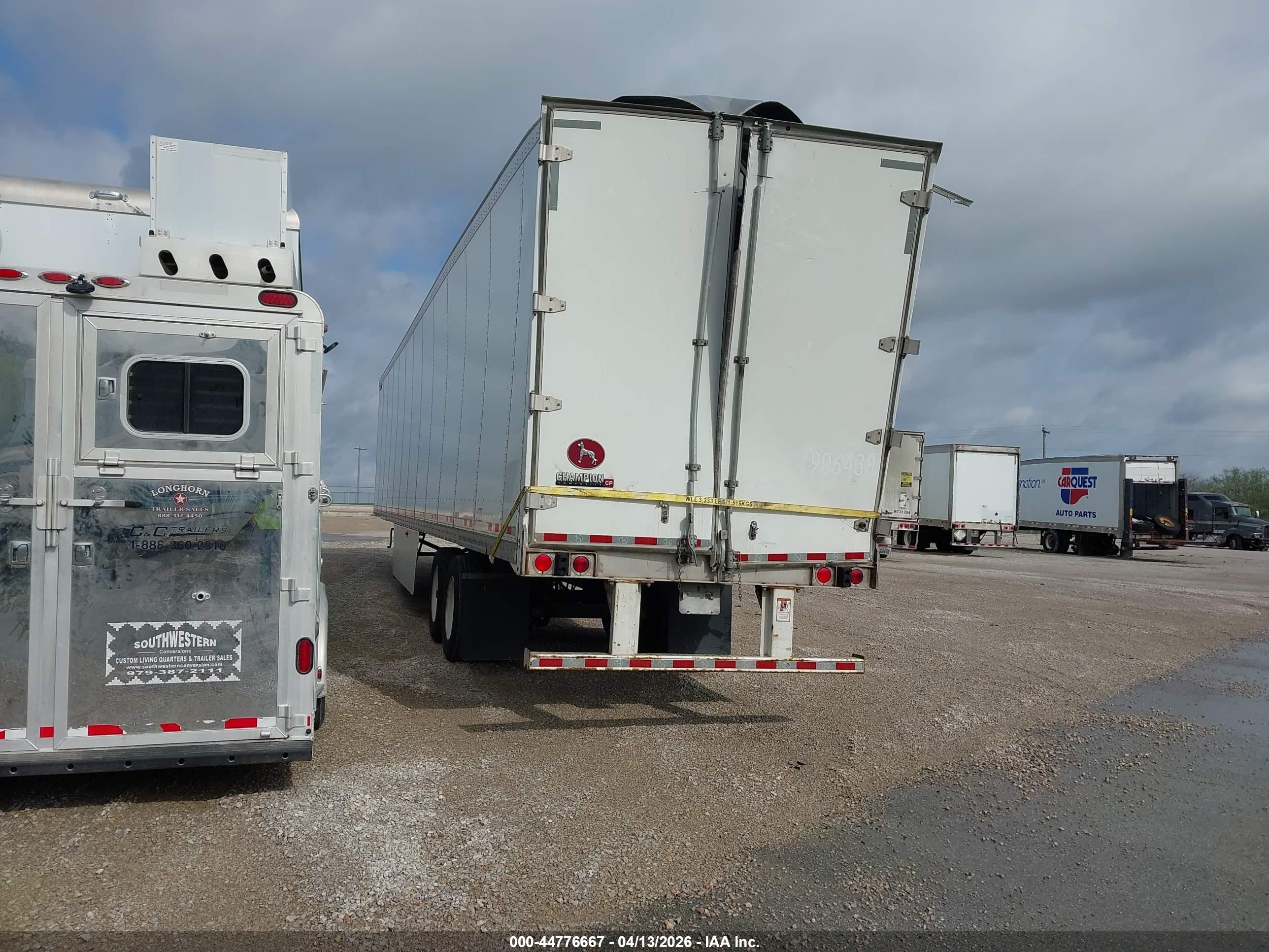 2023 Great Dane Trailers Great Dane Trailers VIN 1GR1P0628PT514928 IAAI salvage auction — Rear End, Salvage (Missouri), sold $800 on 2026-09-09 (photo 3)