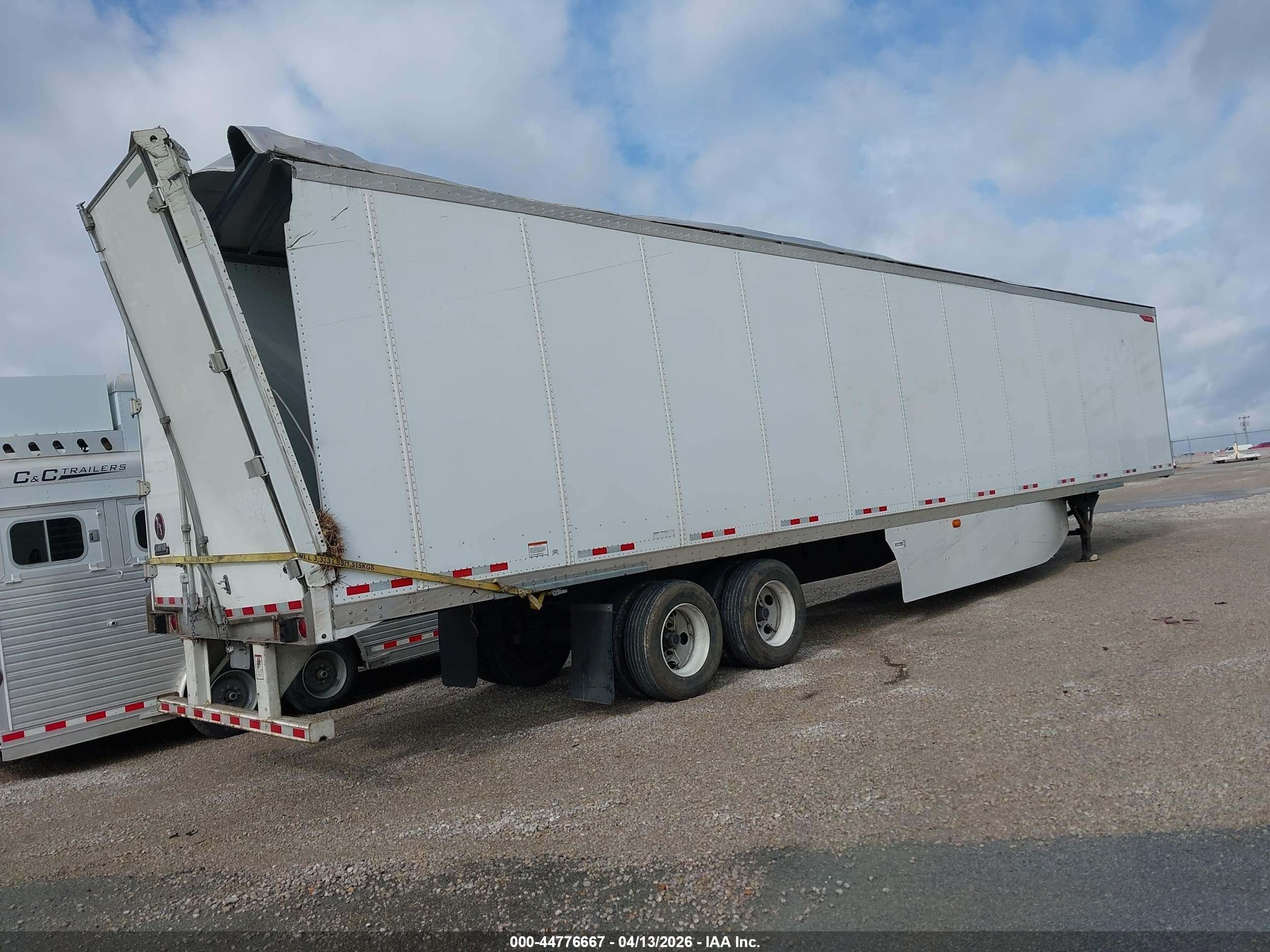 2023 Great Dane Trailers Great Dane Trailers VIN 1GR1P0628PT514928 IAAI salvage auction — Rear End, Salvage (Missouri), sold $800 on 2026-09-09 (photo 4)