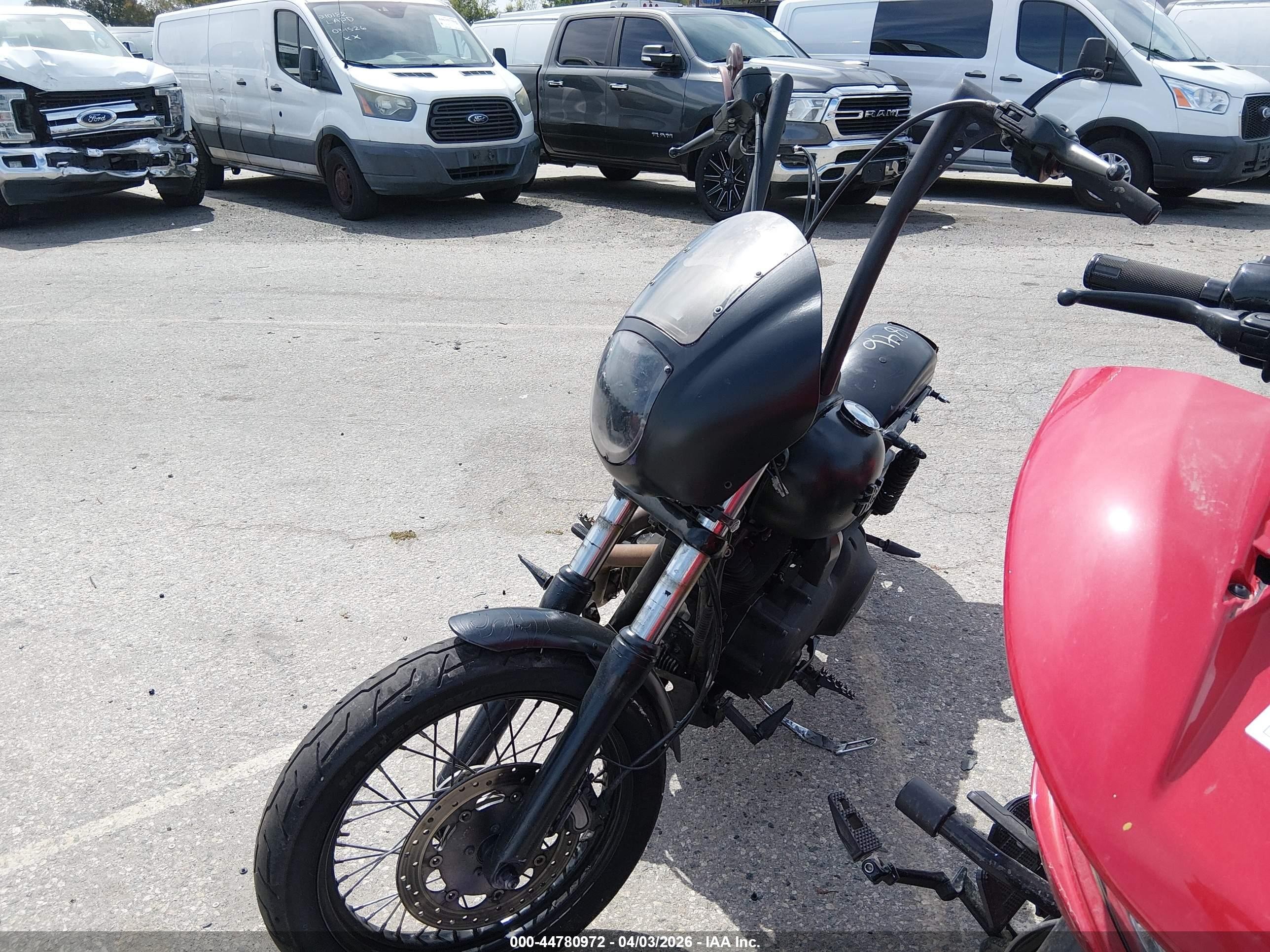 2015 Harley-davidson Street bob VIN 1HD1GXM33FC321159 IAAI salvage auction — Theft, Salvage (California), sold $1,500 on 2026-09-03 (photo 2)