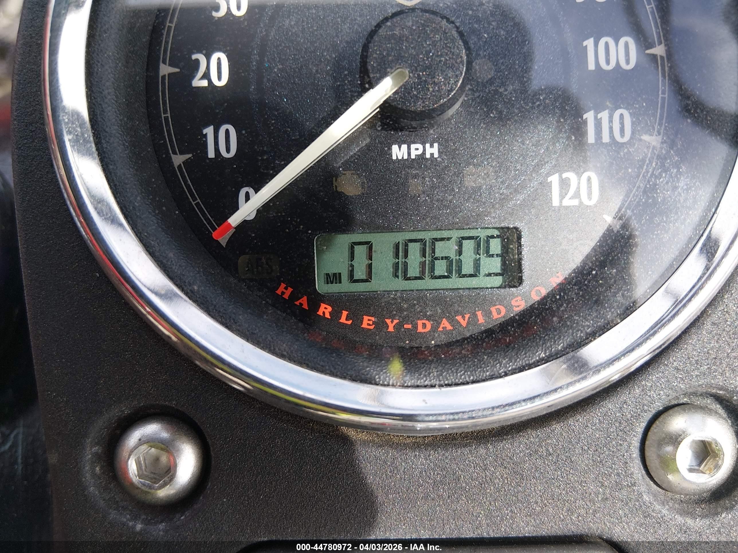 2015 Harley-davidson Street bob VIN 1HD1GXM33FC321159 IAAI salvage auction — Theft, Salvage (California), sold $1,500 on 2026-09-03 (photo 7)