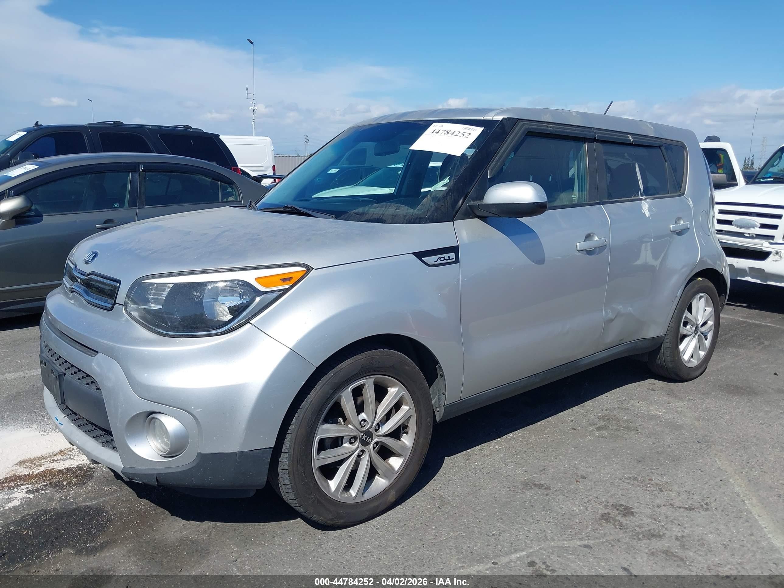 2019 Kia Soul VIN KNDJP3A52K7655735 IAAI salvage auction — Side, Salvage (California), sold $1,100 on 2026-07-09 (photo 2)