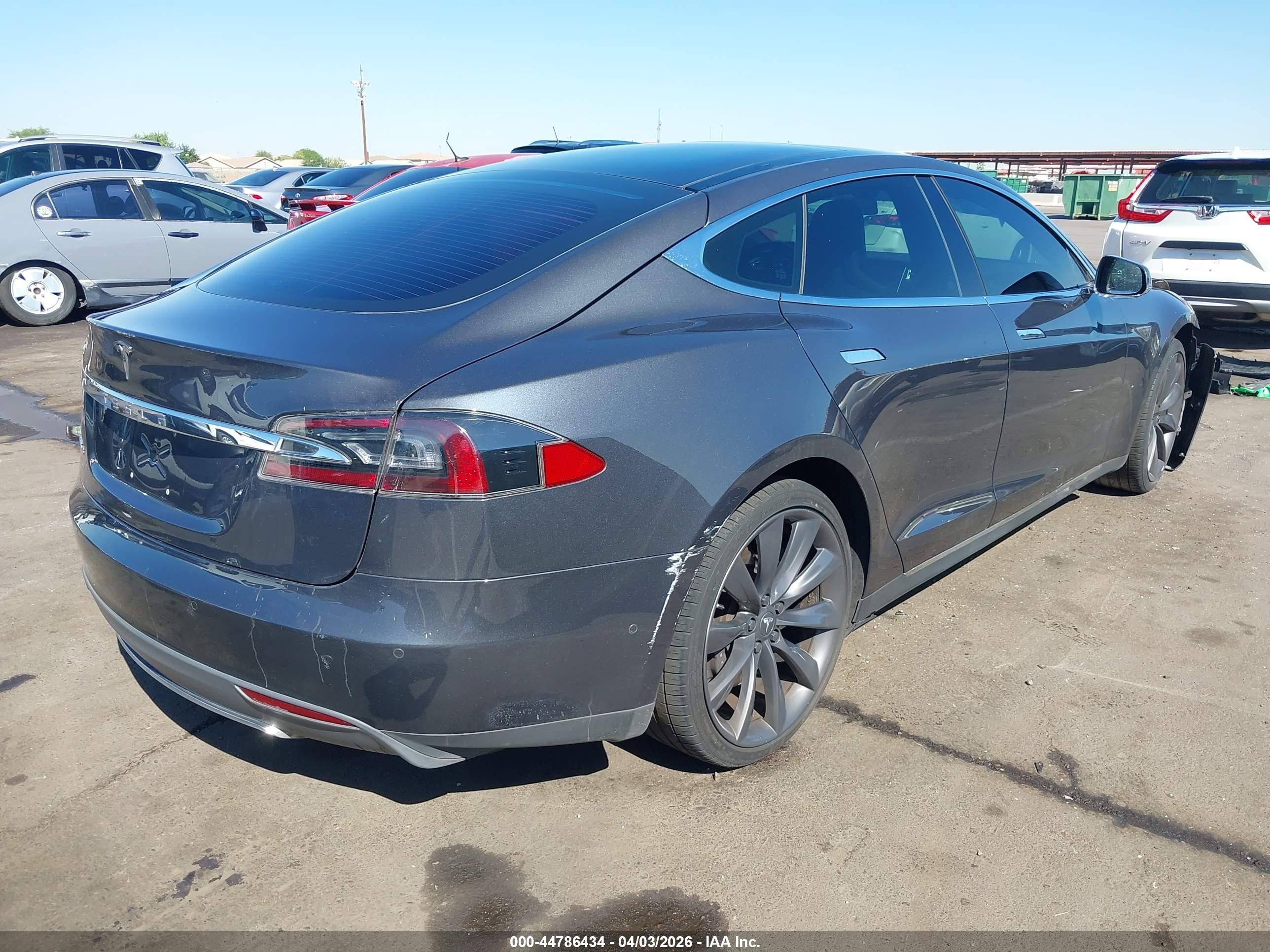 2015 Tesla Model S VIN 5YJSA1E18FF118613 IAAI salvage auction — Front End, Salvage (Arizona), sold $1,650 on 2026-06-30 (photo 4)