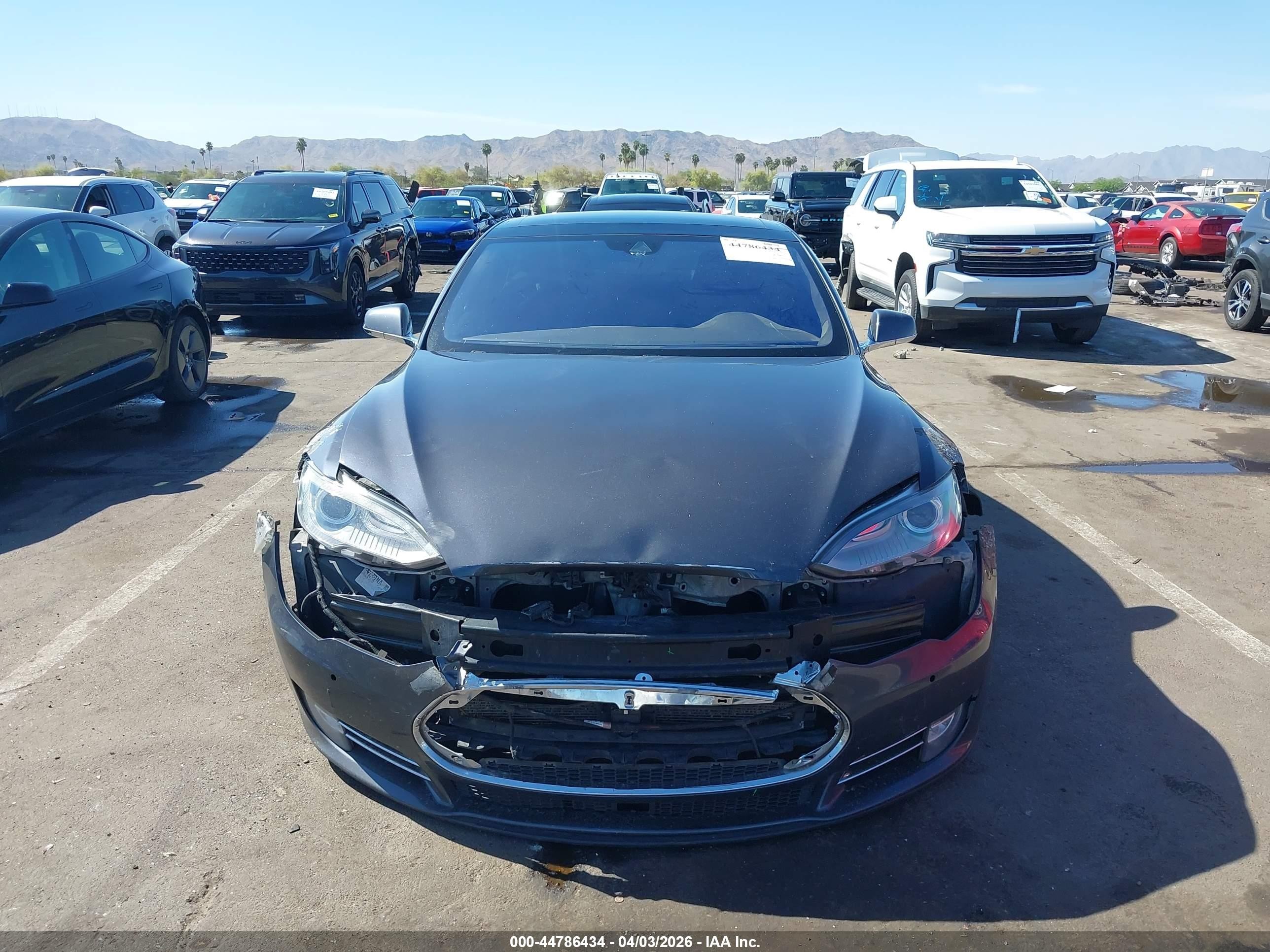 2015 Tesla Model S VIN 5YJSA1E18FF118613 IAAI salvage auction — Front End, Salvage (Arizona), sold $1,650 on 2026-06-30 (photo 6)