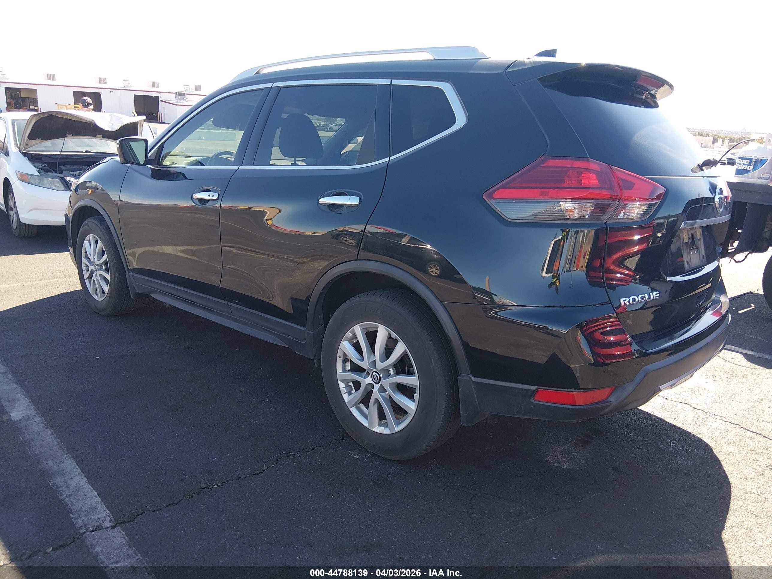 2017 Nissan Rogue VIN KNMAT2MT3HP575983 IAAI salvage auction — Side, Salvage (Nevada), sold $1,900 on 2026-07-01 (photo 3)