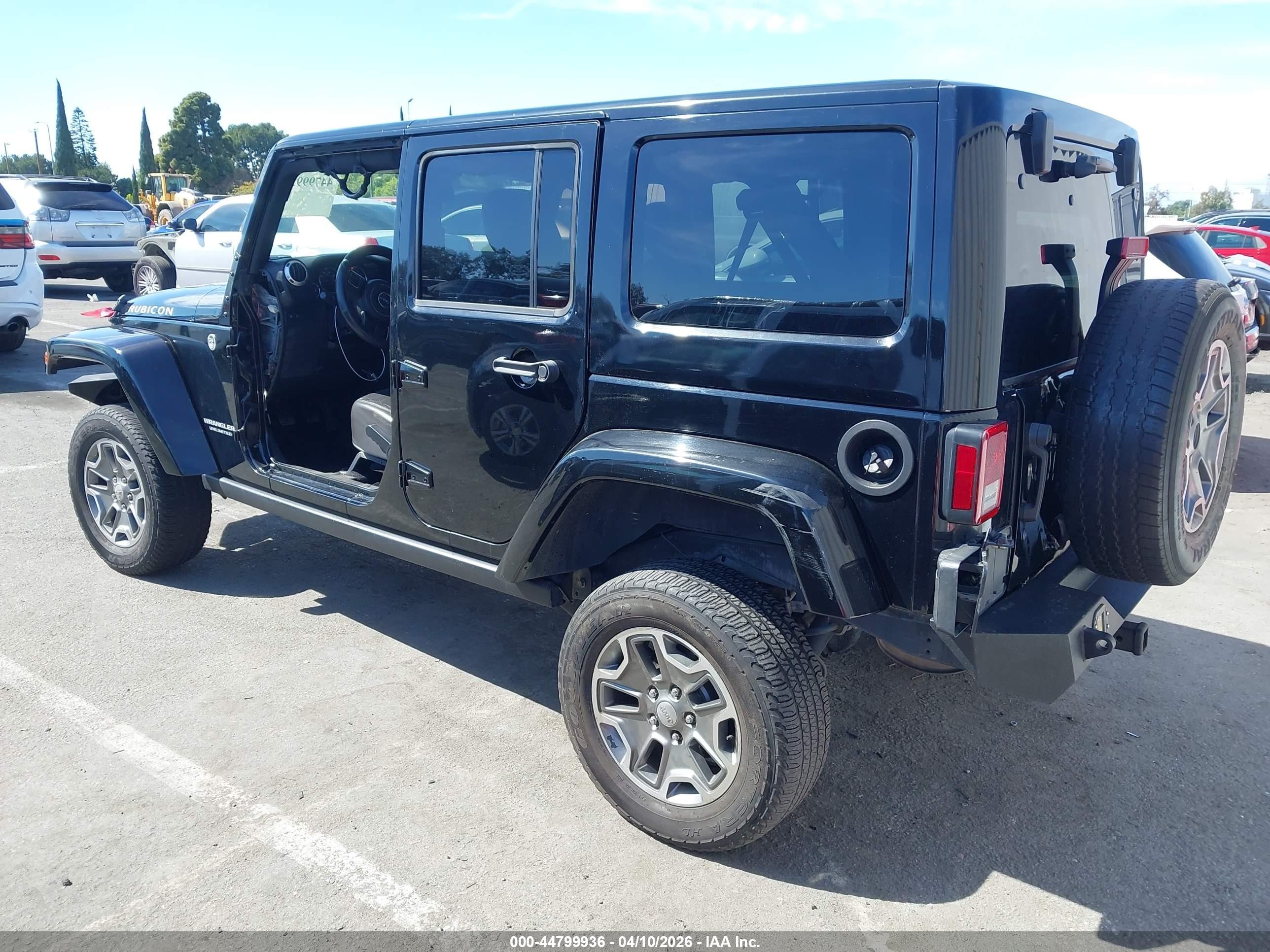 2015 Jeep Wrangler Unlimited VIN 1C4BJWFG5FL538116 IAAI salvage auction — Side, Salvage (California), sold $3,950 on 2026-07-09 (photo 3)