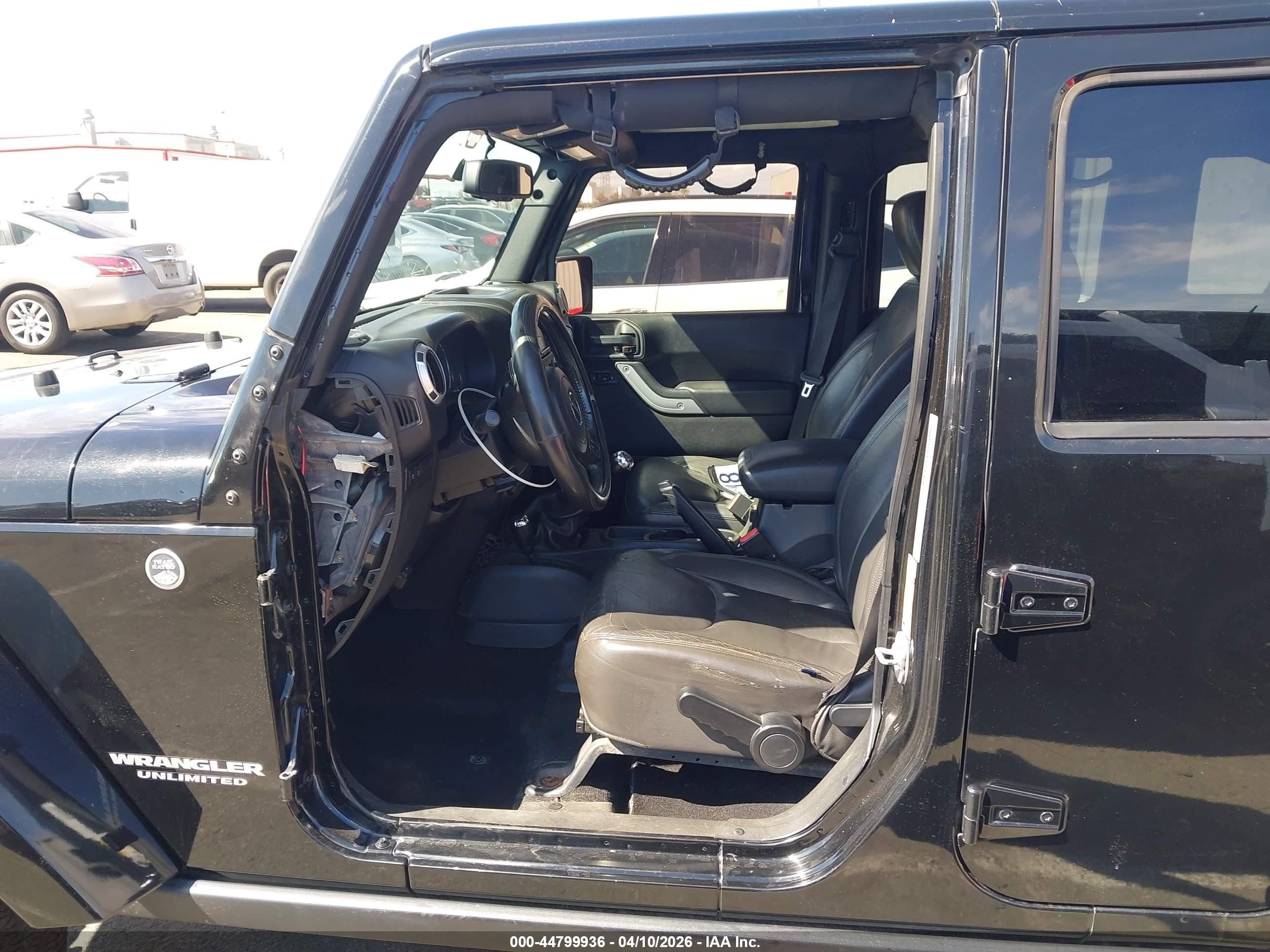 2015 Jeep Wrangler Unlimited VIN 1C4BJWFG5FL538116 IAAI salvage auction — Side, Salvage (California), sold $3,950 on 2026-07-09 (photo 6)