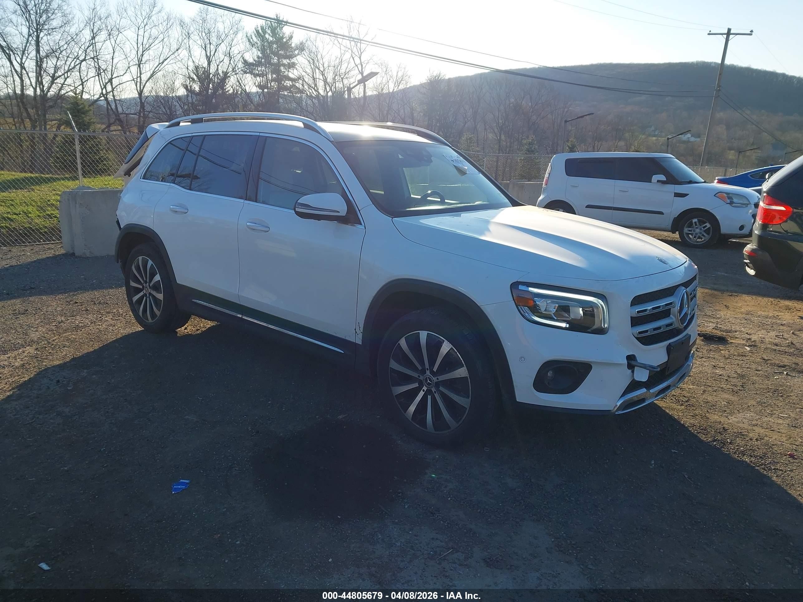 2021 Mercedes-Benz GLB-Class VIN W1N4M4HB6MW149009 — IAAI salvage auction photo