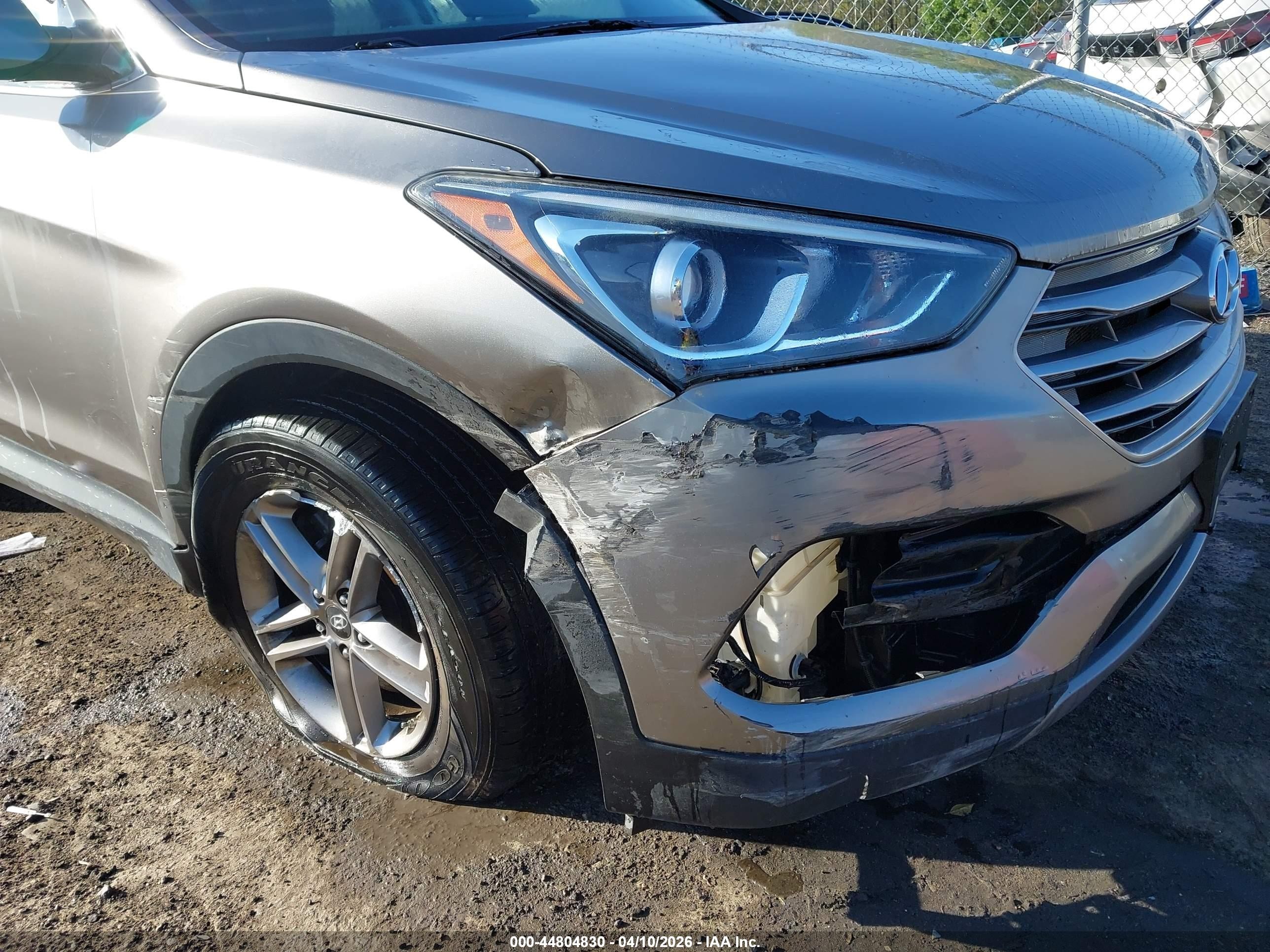 2017 Hyundai Santa Fe VIN 5NMZTDLB9HH000951 IAAI salvage auction — Unknown, Salvage (Virginia), sold $1,950 on 2026-07-12 (photo 6)
