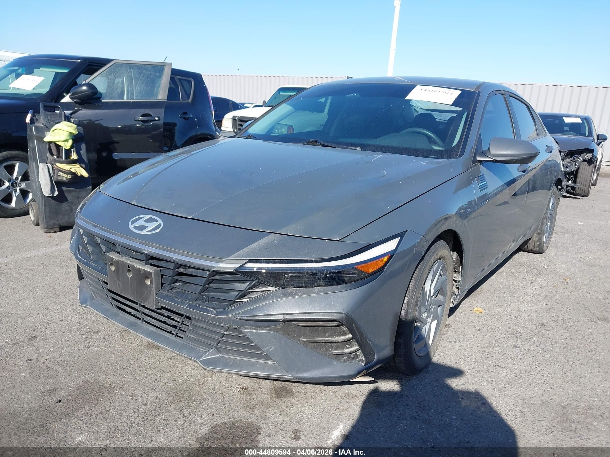 2024 Hyundai Elantra VIN KMHLM4DG5RU762077 IAAI salvage auction — Rear End, Salvage (California), sold $4,850 on 2026-07-09 (photo 2)