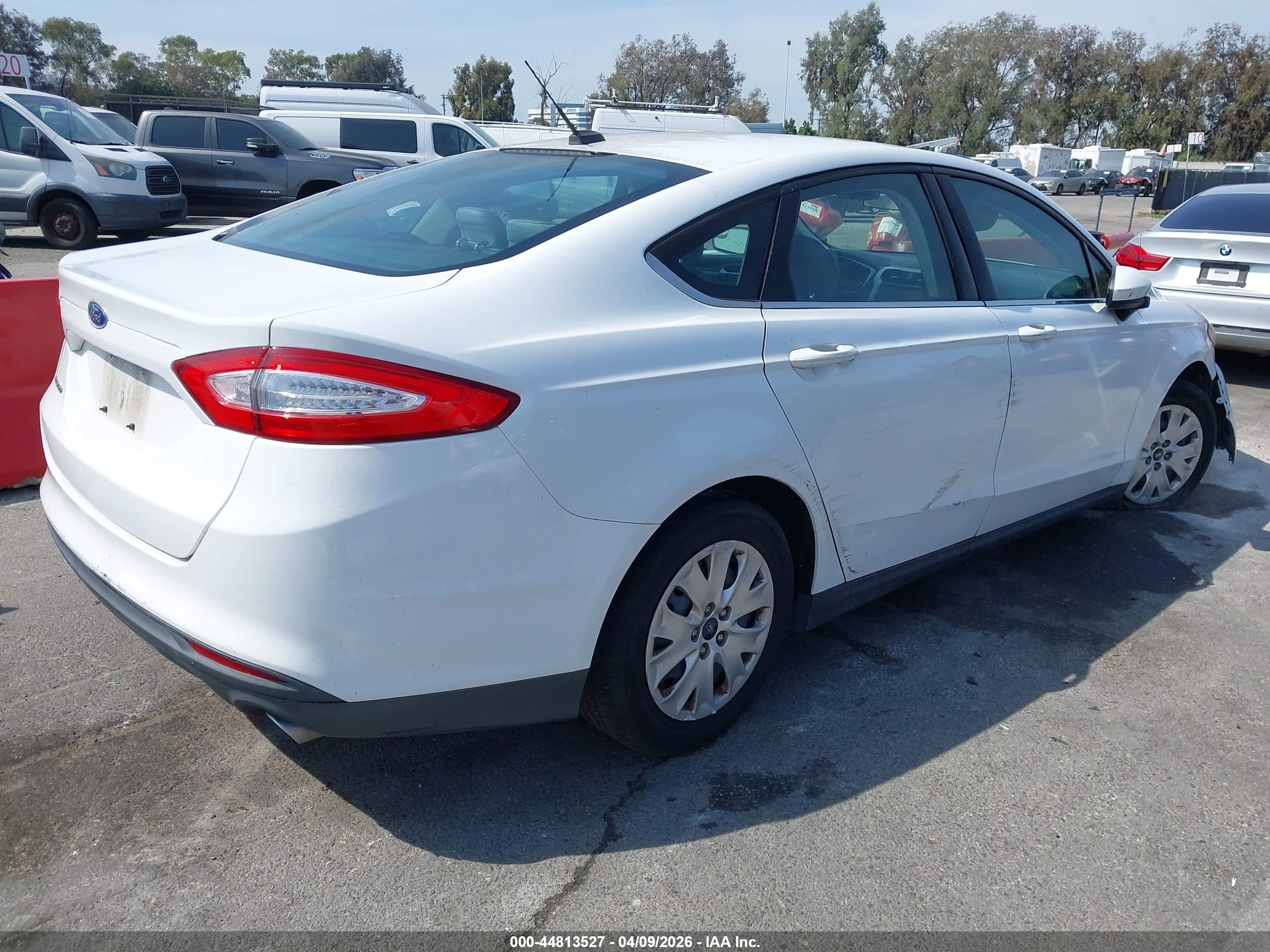 2014 Ford Fusion VIN 3FA6P0G77ER283891 IAAI salvage auction — Front End, Salvage (Idaho), sold $950 on 2026-07-02 (photo 4)