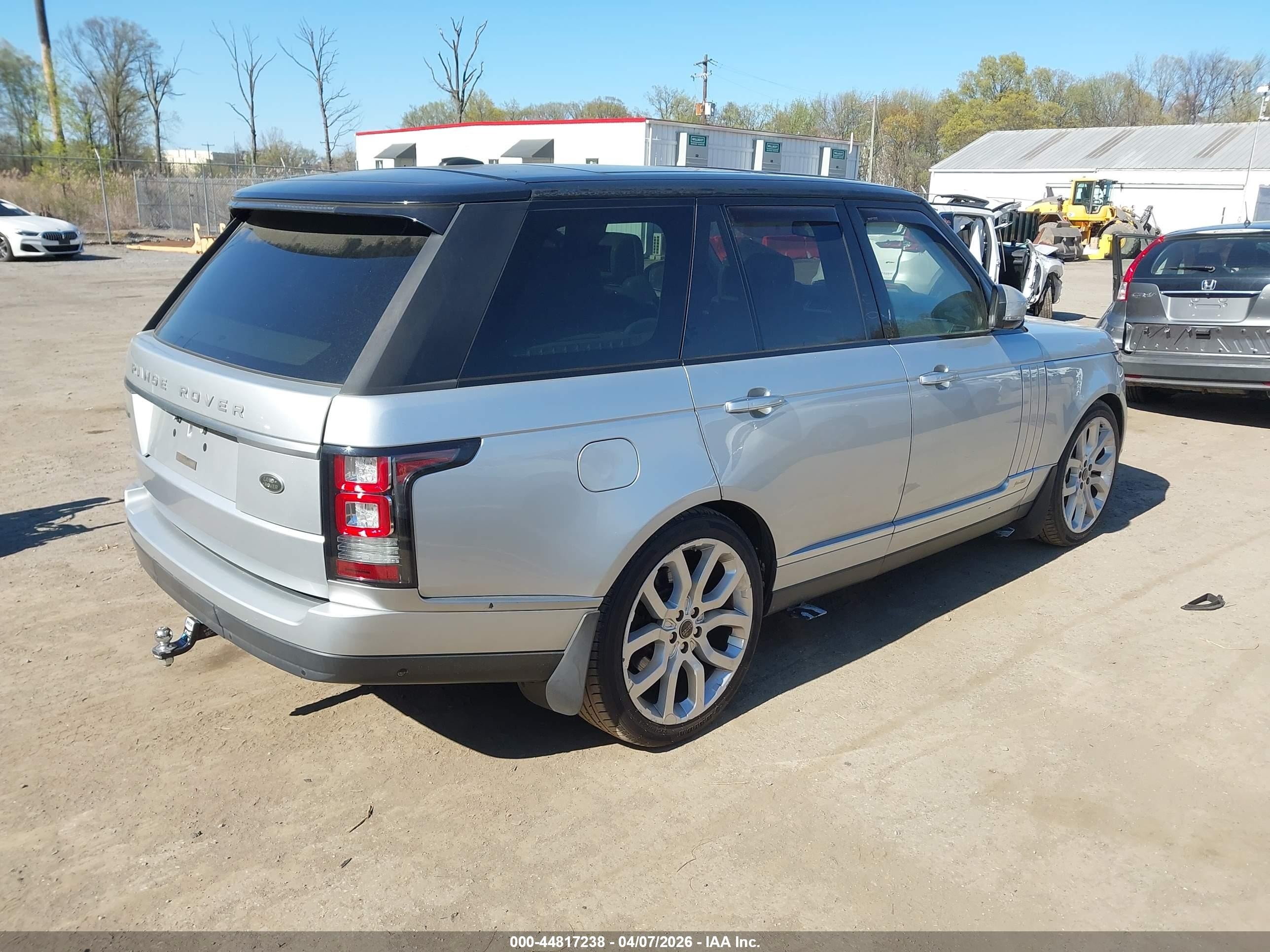 2014 Land Rover Range Rover VIN SALGV2TF2EA176277 IAAI salvage auction — Undercarriage, Clear (Texas), sold $1,500 on 2026-06-30 (photo 4)