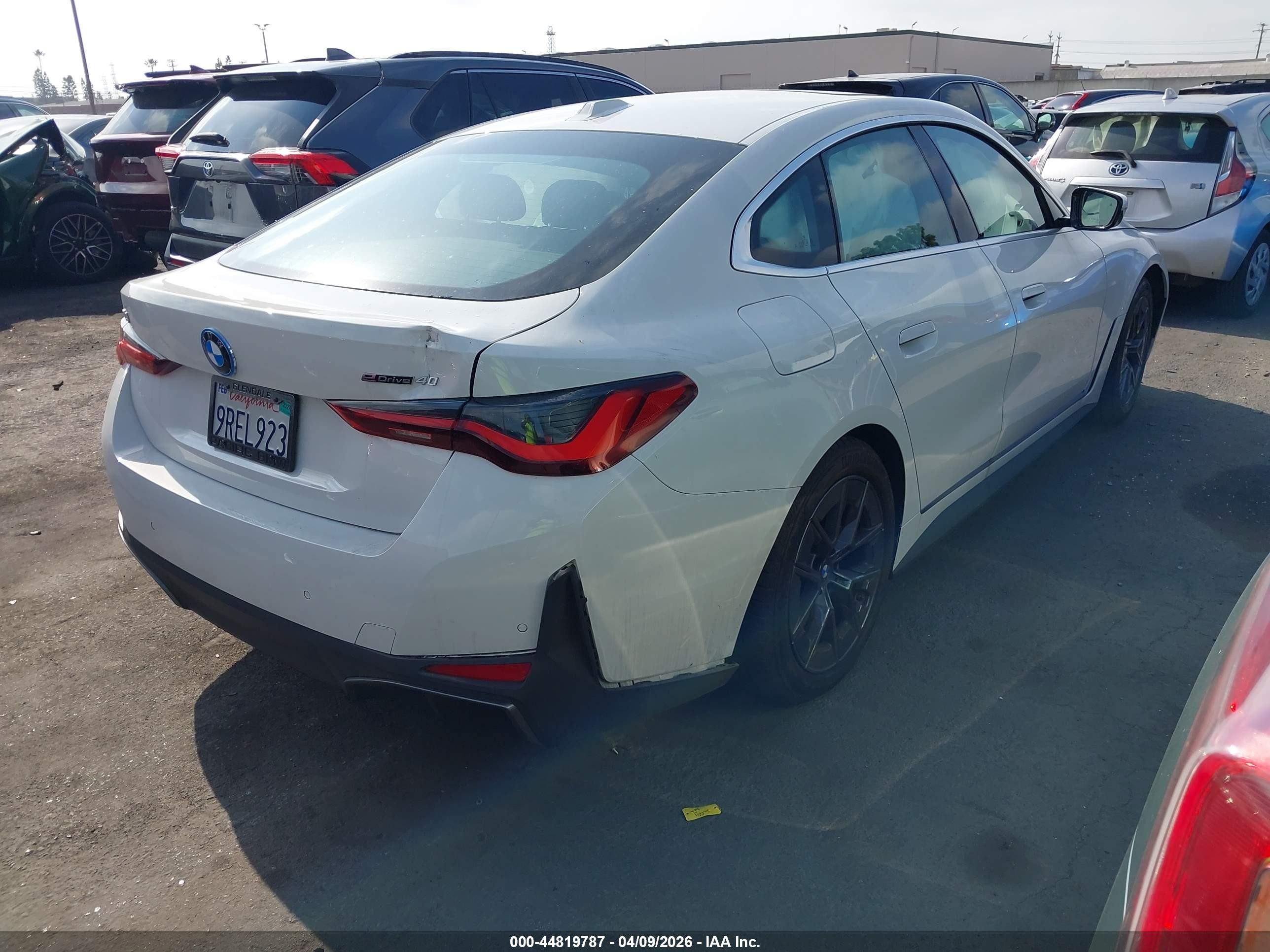 2025 BMW i4 VIN WBY23HD08SFT98632 IAAI salvage auction — Front End, Salvage Certificate (California), sold $16,300 on 2026-06-10 (photo 4)