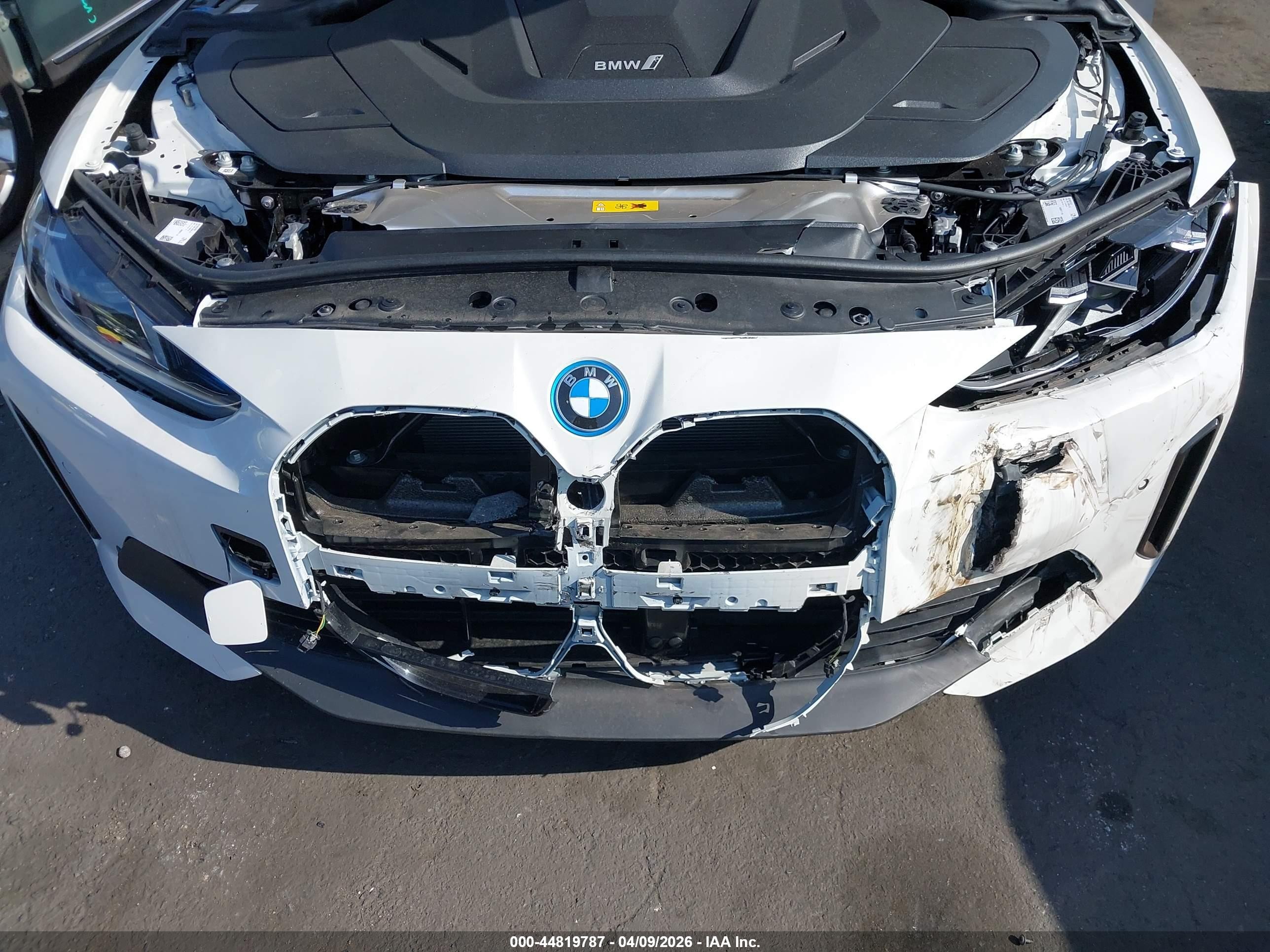 2025 BMW I4 VIN WBY23HD08SFT98632 IAAI salvage auction — Front End, Salvage Certificate (California), sold $16,300 on 2026-06-10 (photo 6)