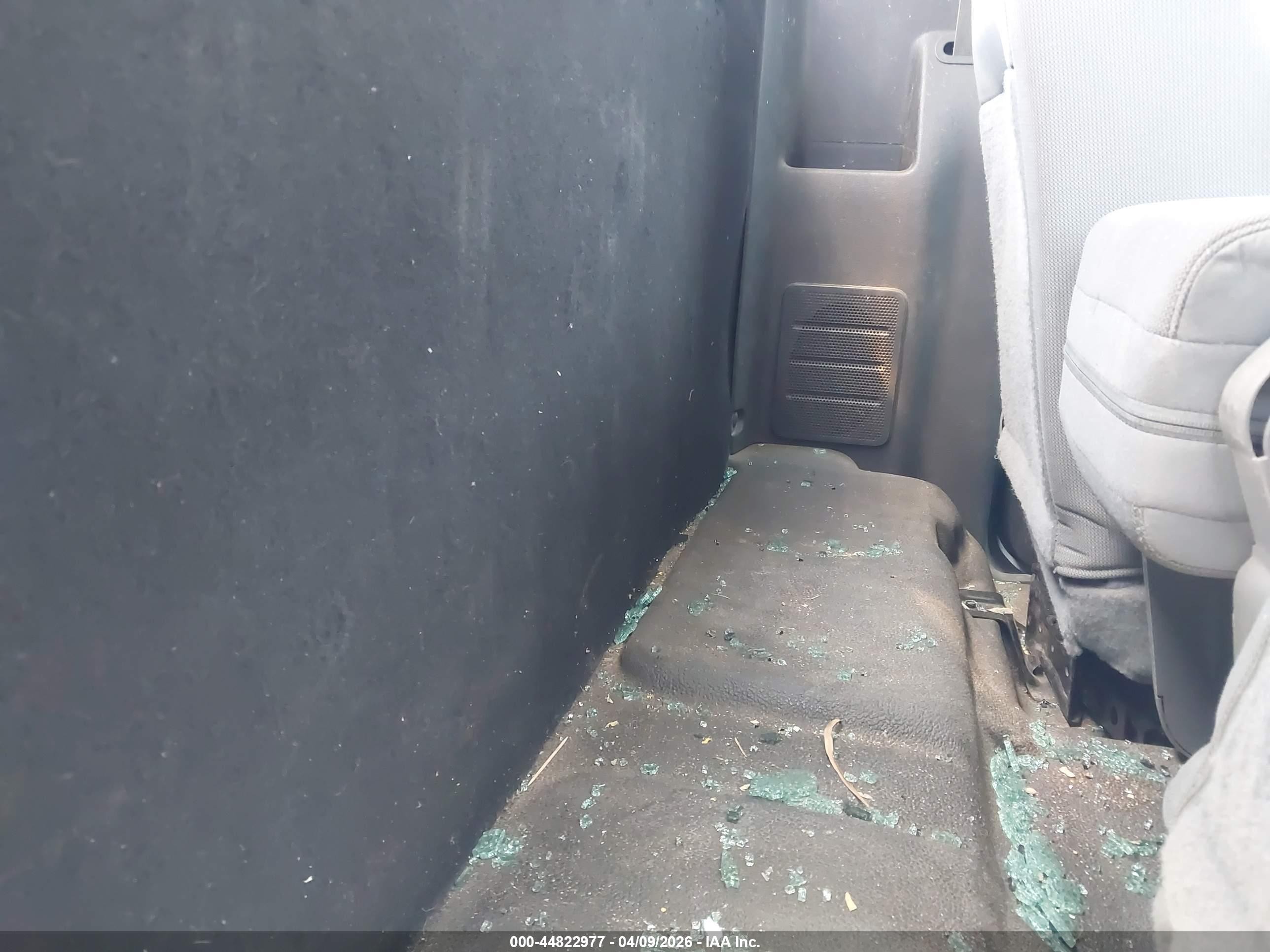 2014 Ford F-150 VIN 1FTMF1CM6EKE84577 IAAI salvage auction — Rear End, Salvage (Arizona), sold $1,650 on 2026-06-25 (photo 8)
