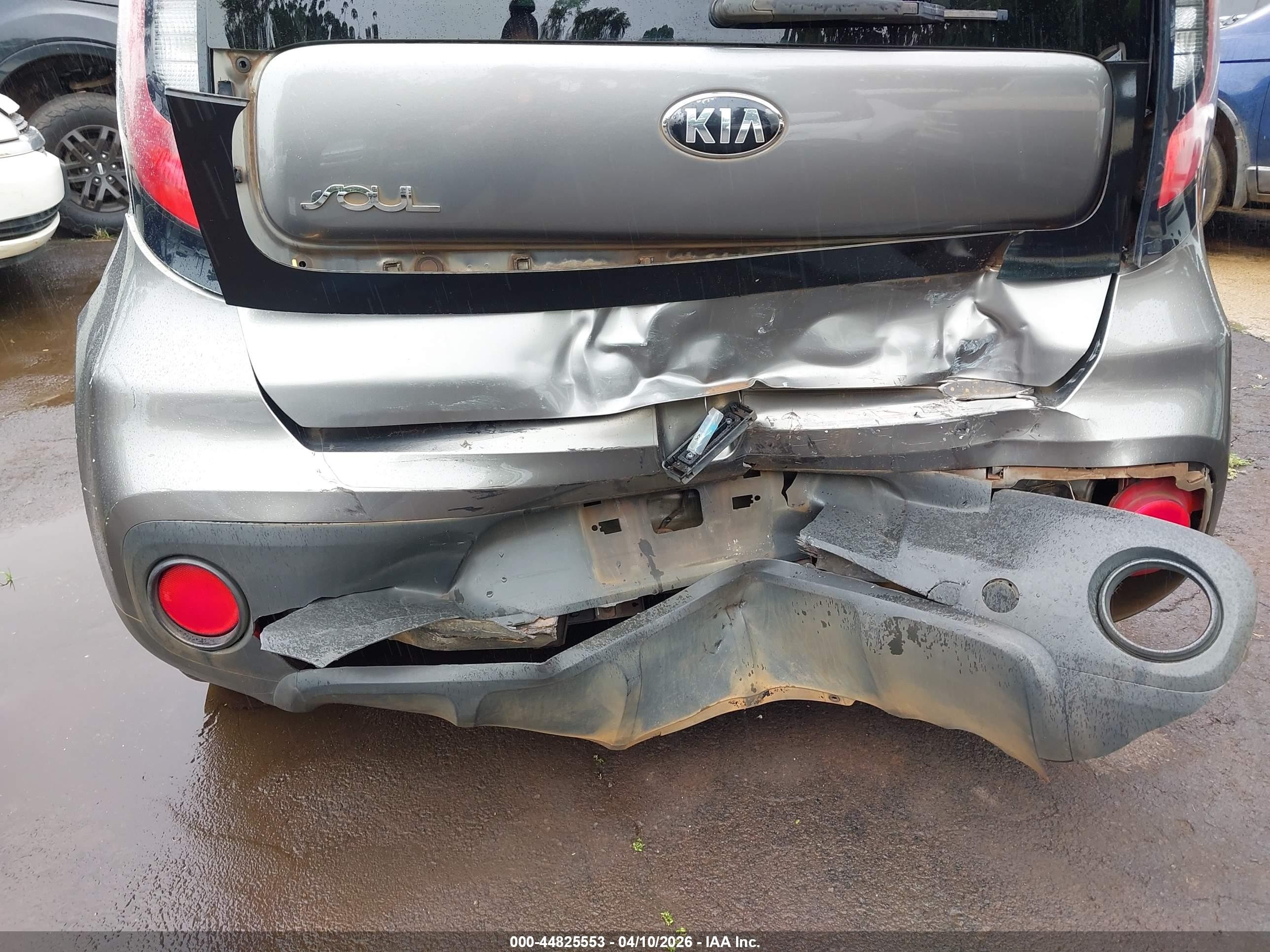 2018 Kia Soul VIN KNDJN2A20J7579338 IAAI salvage auction — Front & Rear, Salvage (Hawaii), sold $200 on 2026-06-27 (photo 6)