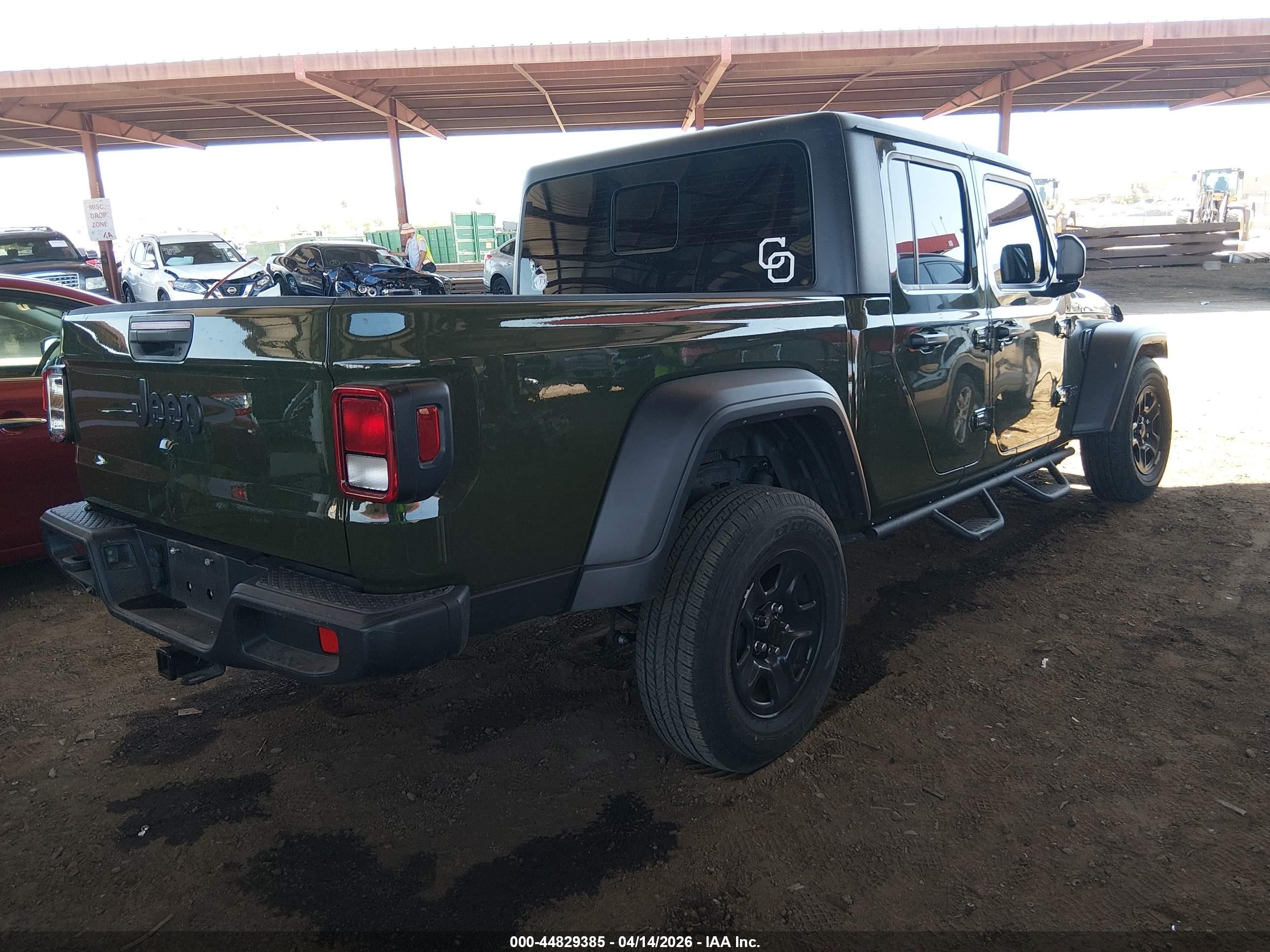 2024 Jeep Gladiator VIN 1C6HJTAG0RL106691 IAAI salvage auction — Unknown, Salvage (Arizona), sold $14,100 on 2026-05-26 (photo 4)