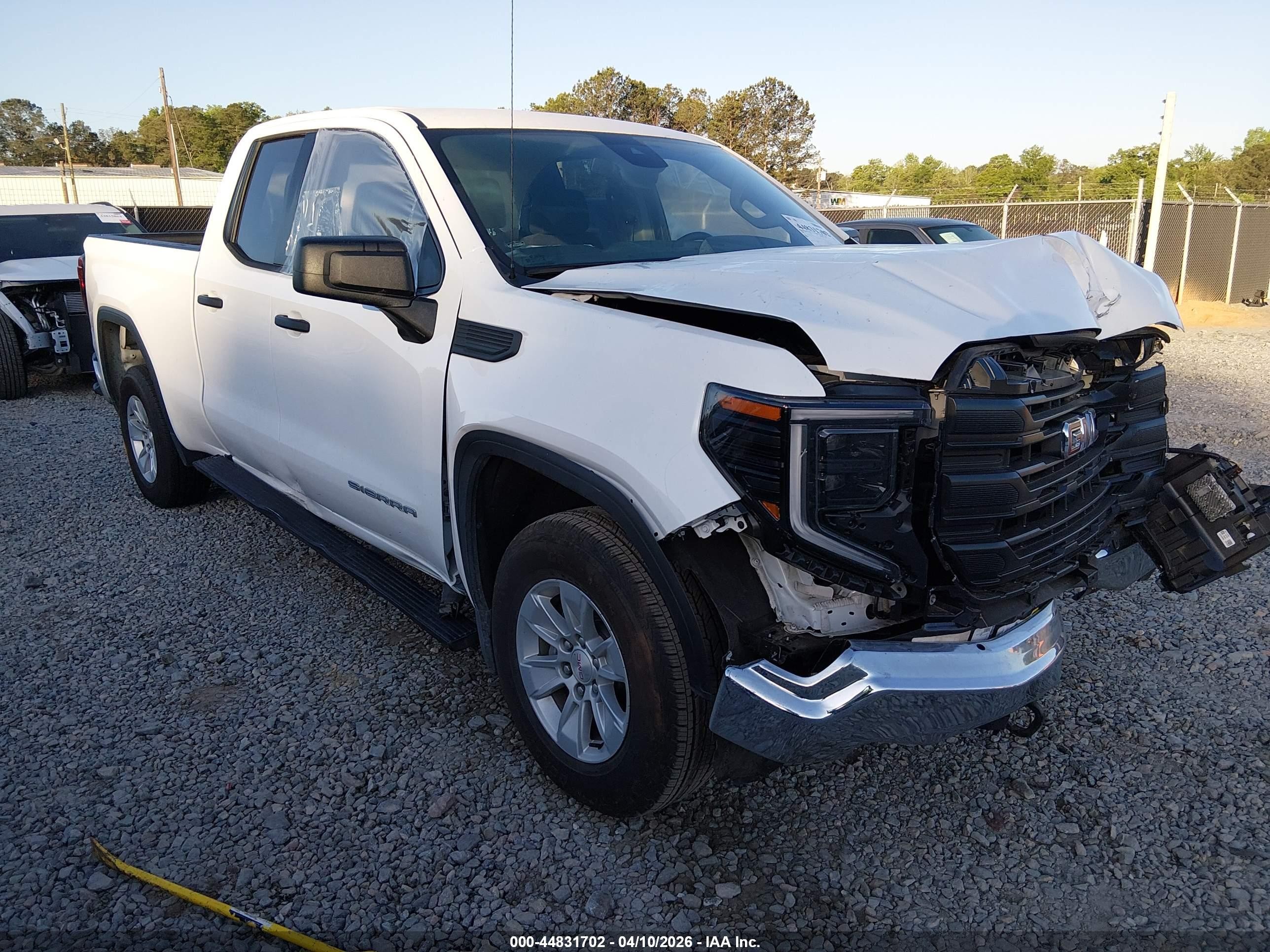 2023 GMC Sierra 1500 VIN 1GTRHAED5PZ240135 — IAAI salvage auction photo