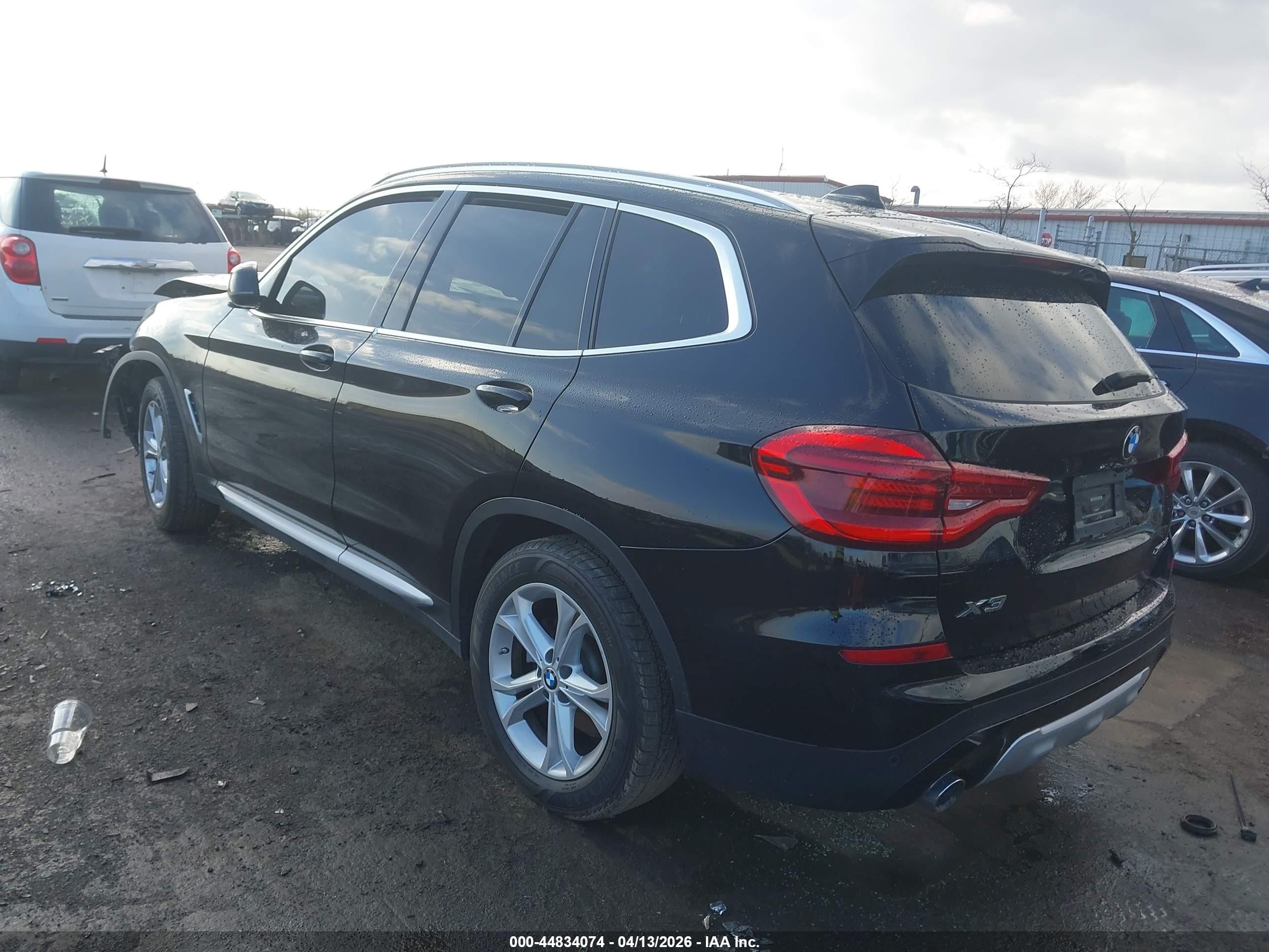 2020 BMW X3 VIN 5UXTY5C01LLT36711 IAAI salvage auction — Front End, Clear (Michigan), sold $5,800 on 2026-10-06 (photo 3)