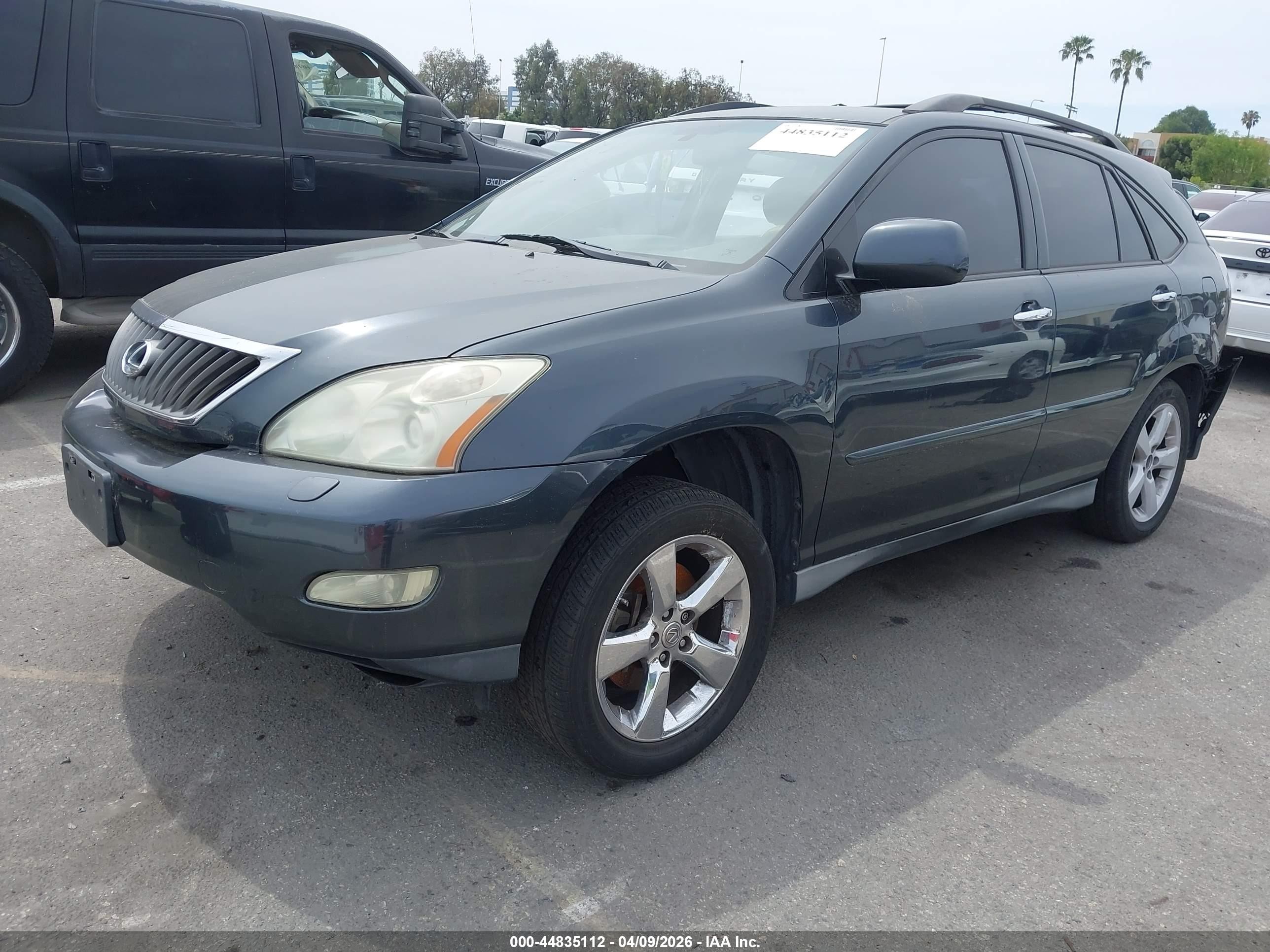 2008 Lexus RX 350 VIN 2T2GK31U58C027686 IAAI salvage auction — Side, Salvage (California), sold $1,300 on 2026-07-06 (photo 2)