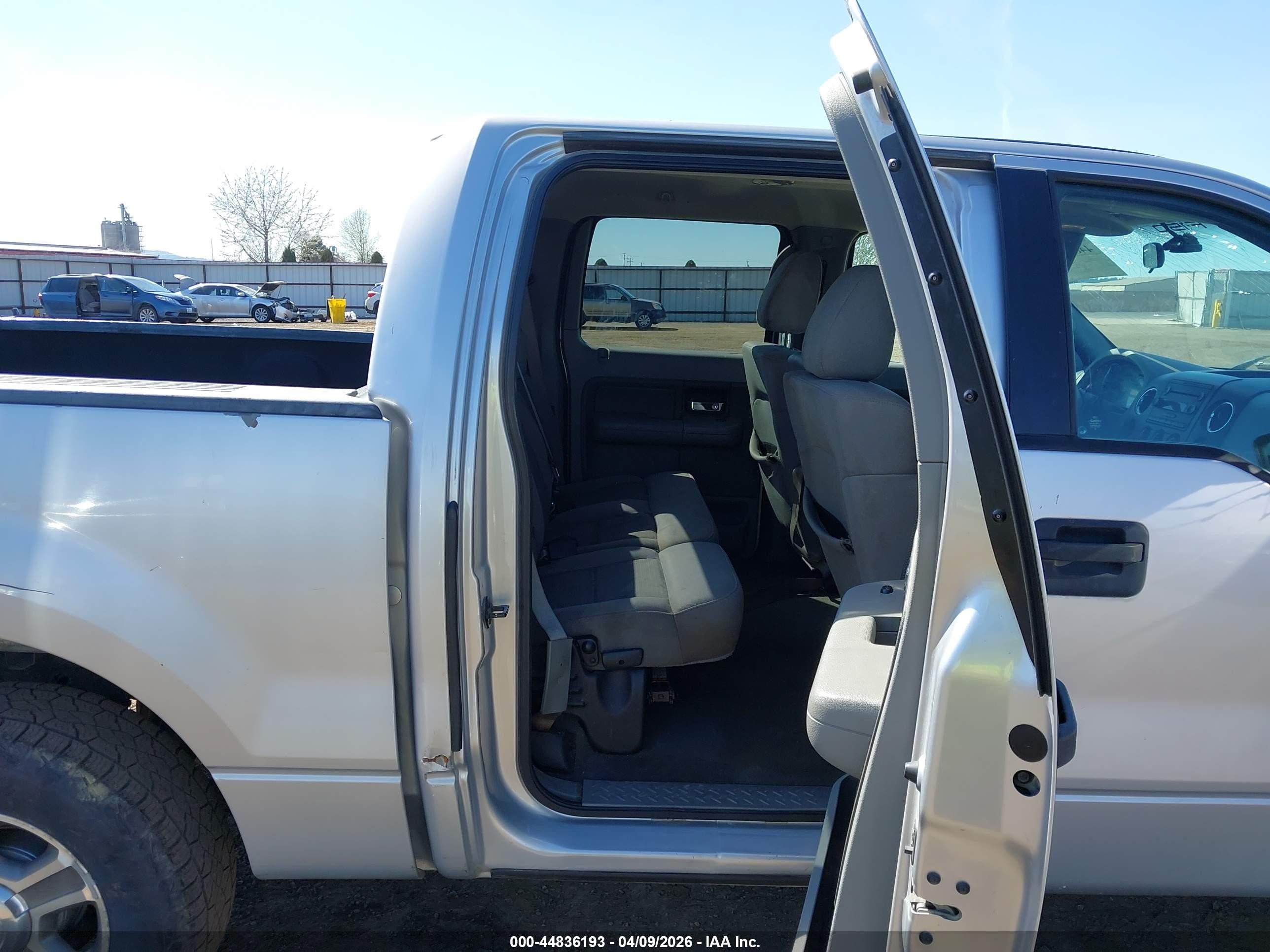 2005 Ford F-150 VIN 1FTPW125X5FA26671 IAAI salvage auction — Front End, Clear (Washington), sold $650 on 2026-07-07 (photo 8)