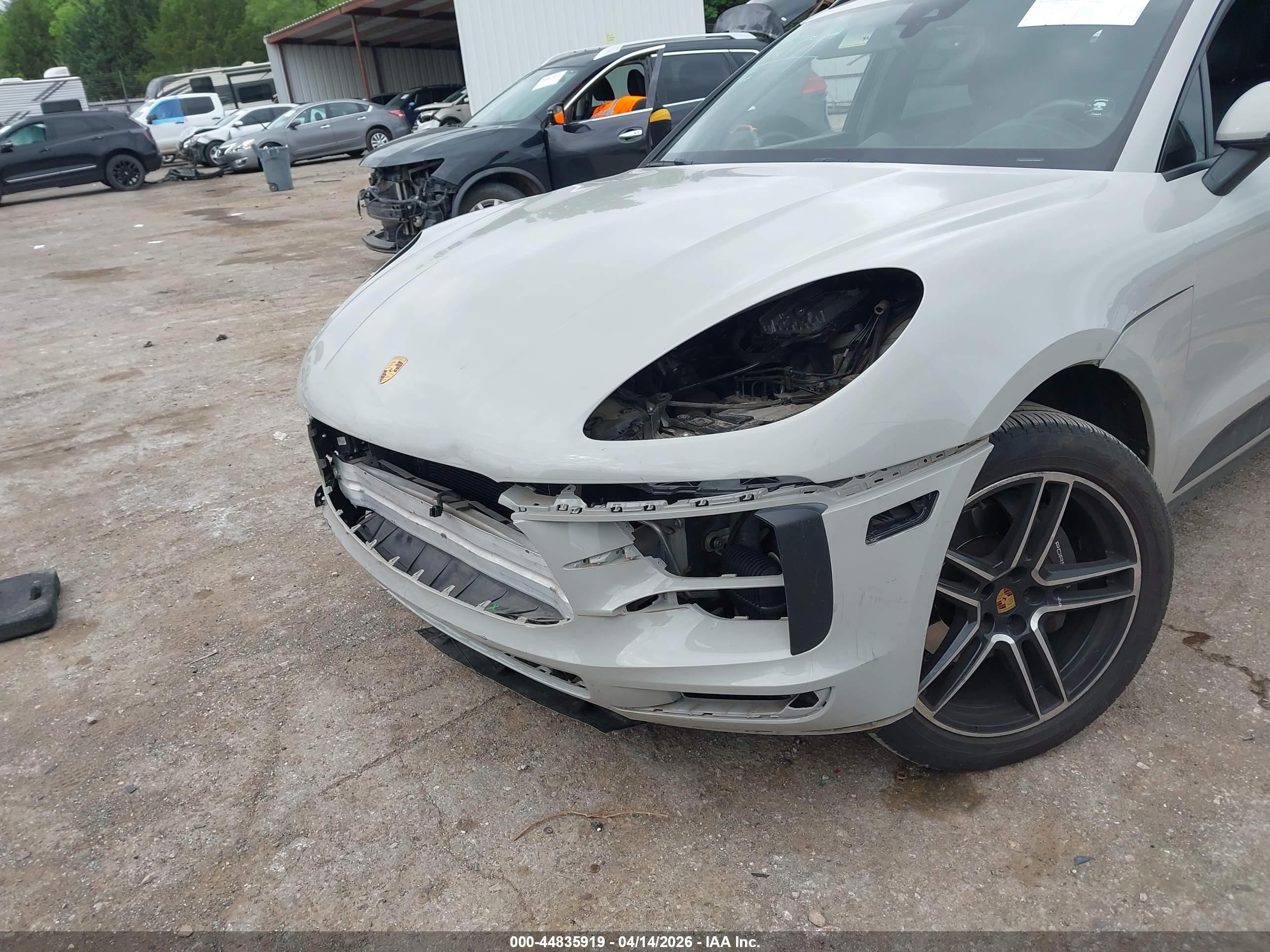 2021 Porsche Macan VIN WP1AA2A56MLB09721 IAAI salvage auction — Front End, Clear (Oklahoma), sold $16,150 on 2026-07-01 (photo 6)