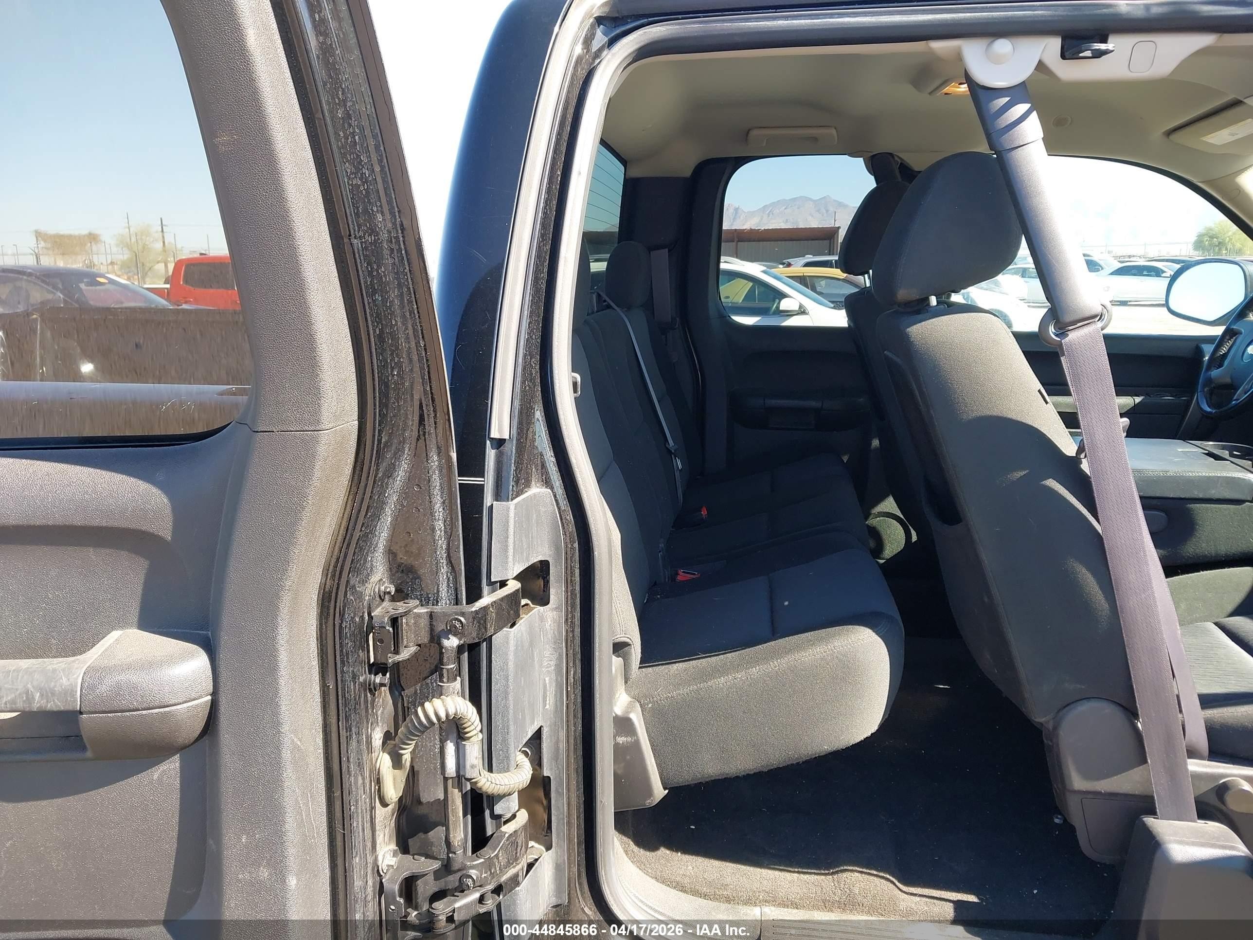 2012 Chevrolet Silverado 1500 VIN 1GCRKSE74CZ224097 IAAI salvage auction — Rear End, Salvage (Arizona), sold $3,700 on 2026-06-25 (photo 8)