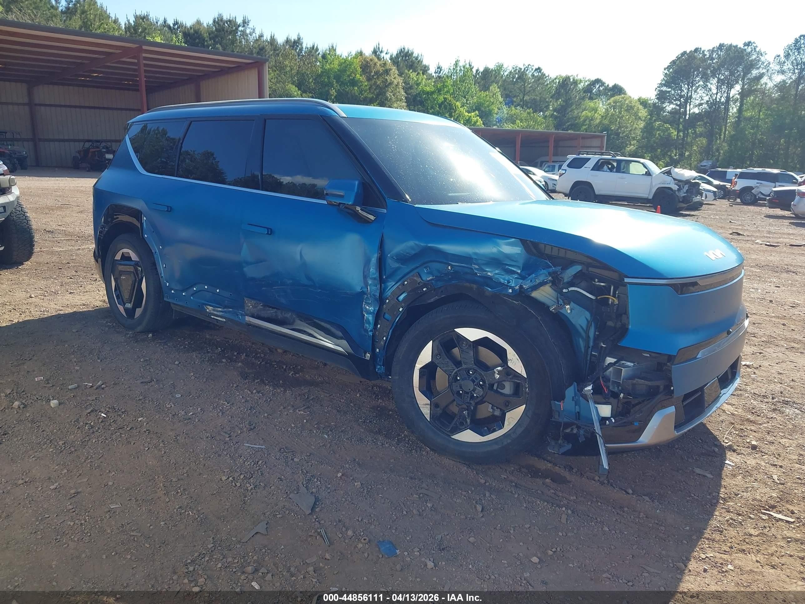 2024 Kia EV9 VIN KNDADFS56R6026732 — IAAI salvage auction photo