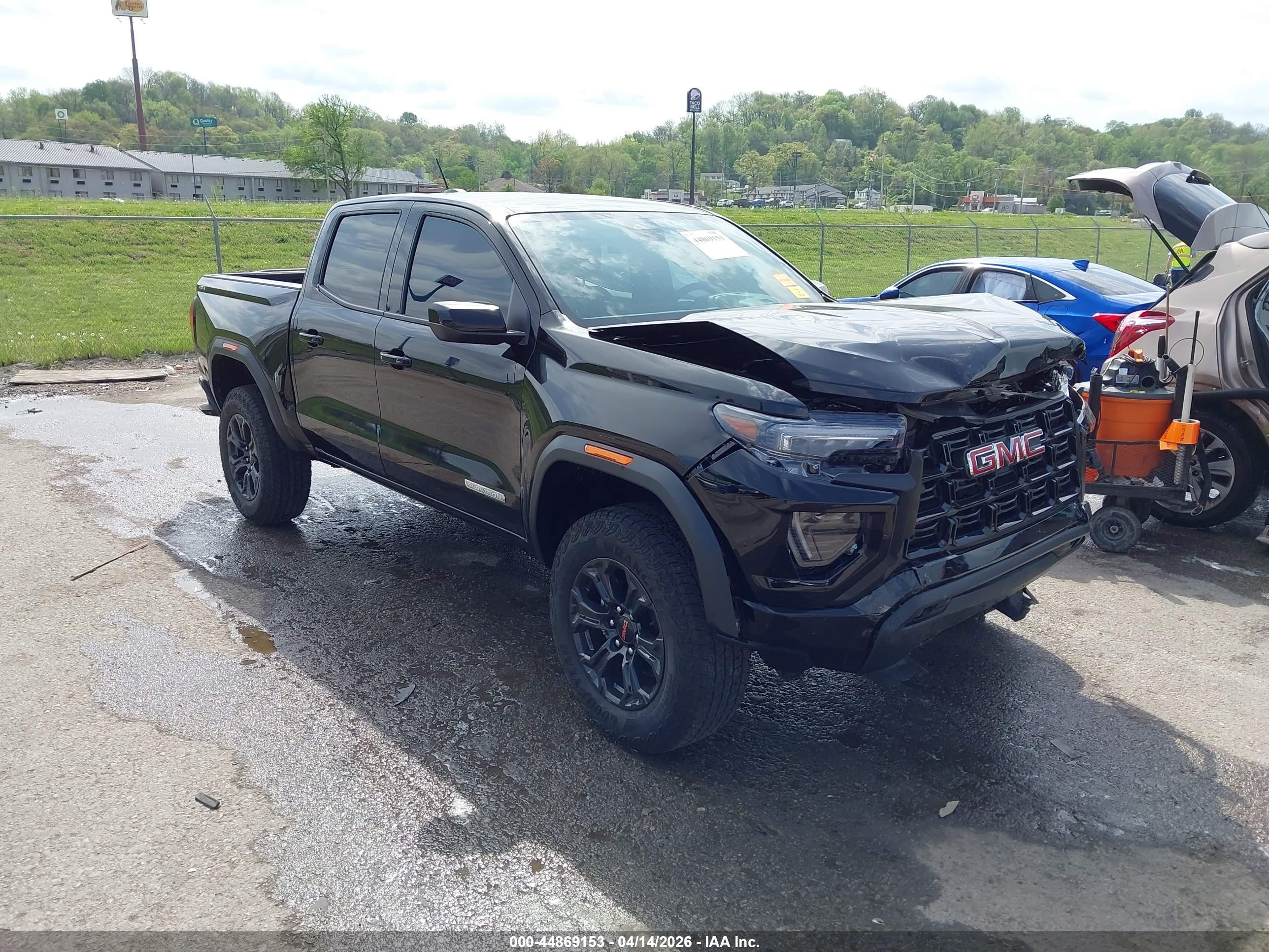 2025 GMC Canyon VIN 1GTP2BEK8S1140938 — IAAI salvage auction photo