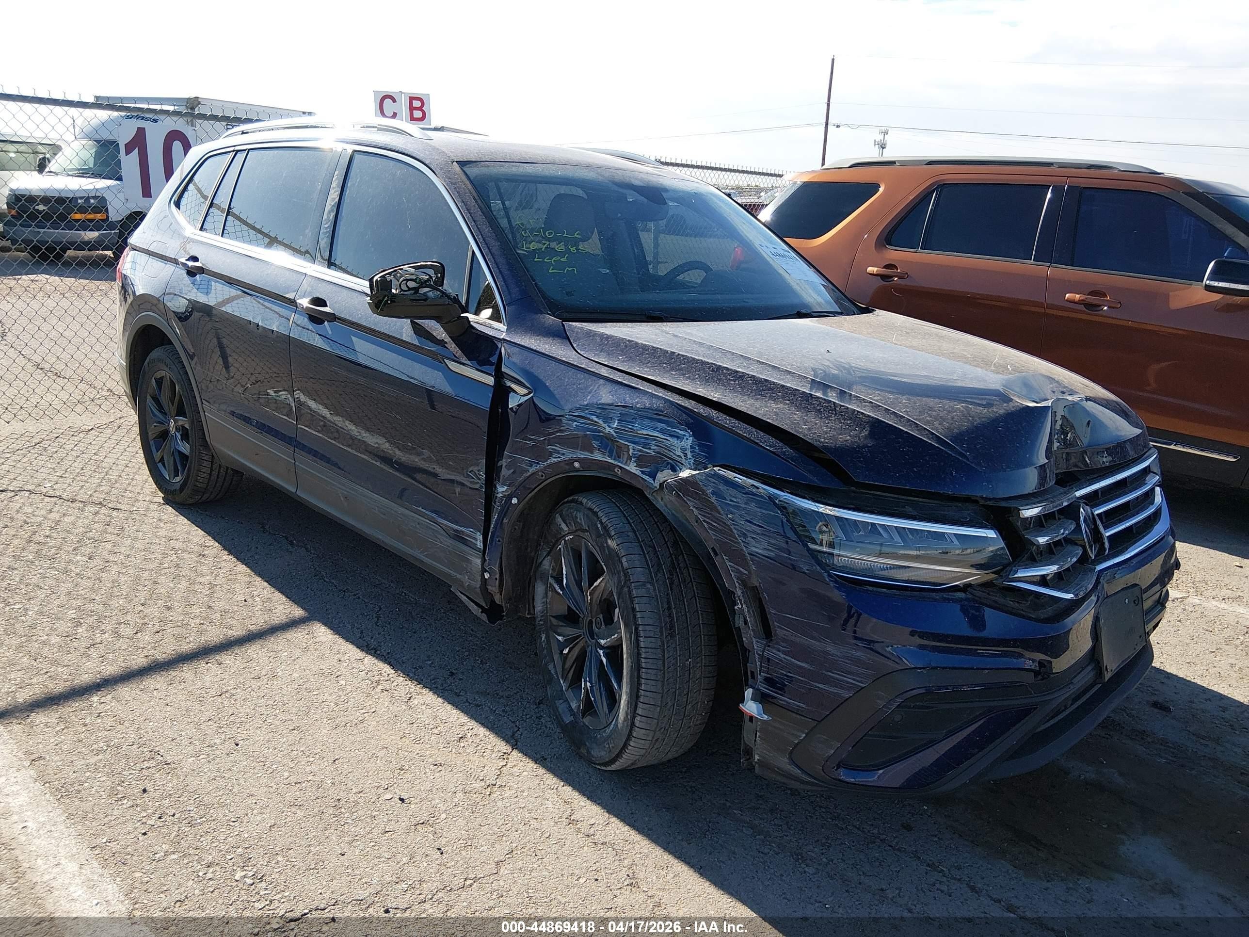 2024 Volkswagen Tiguan VIN 3VVMB7AX6RM038053 — IAAI salvage auction photo