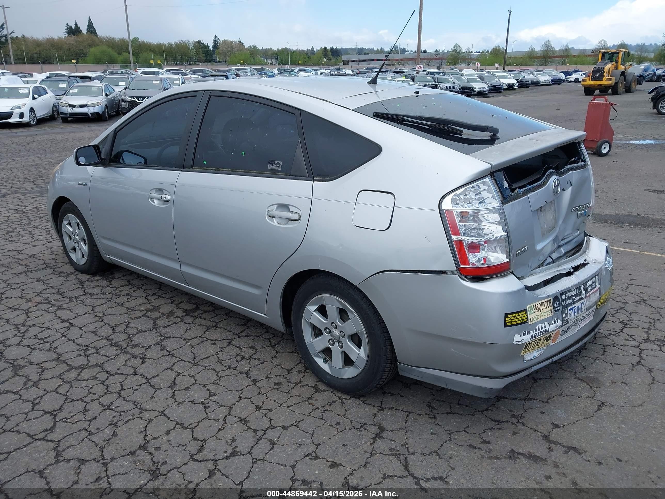 2007 Toyota Prius VIN JTDKB20U577682909 IAAI salvage auction — Rear End, Salvage (Oregon), sold $400 on 2026-07-03 (photo 3)