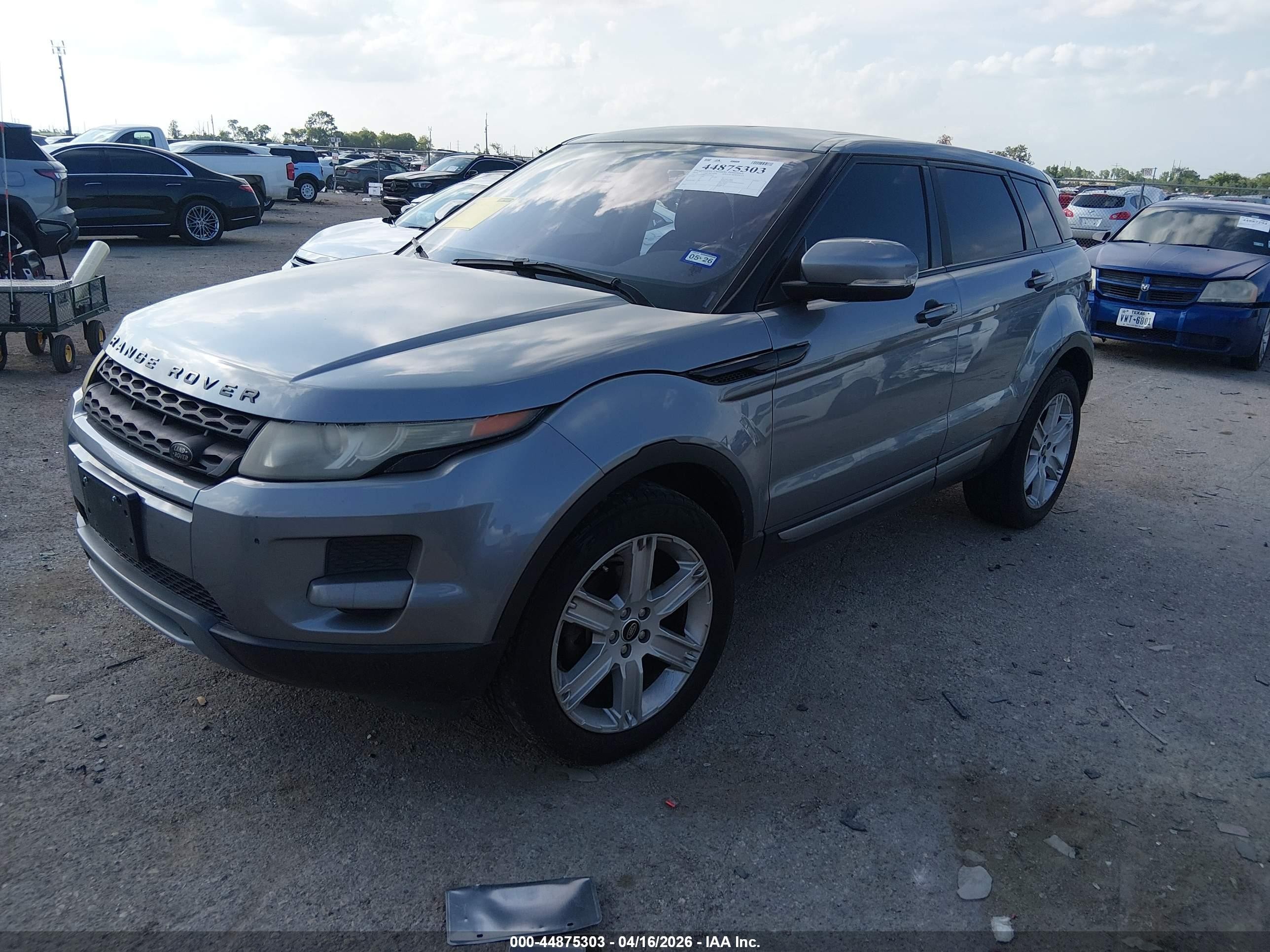 2013 Land Rover Range Rover Evoque VIN SALVN2BG3DH799852 IAAI salvage auction — Side, Original (Texas), sold $1,675 on 2026-06-30 (photo 2)