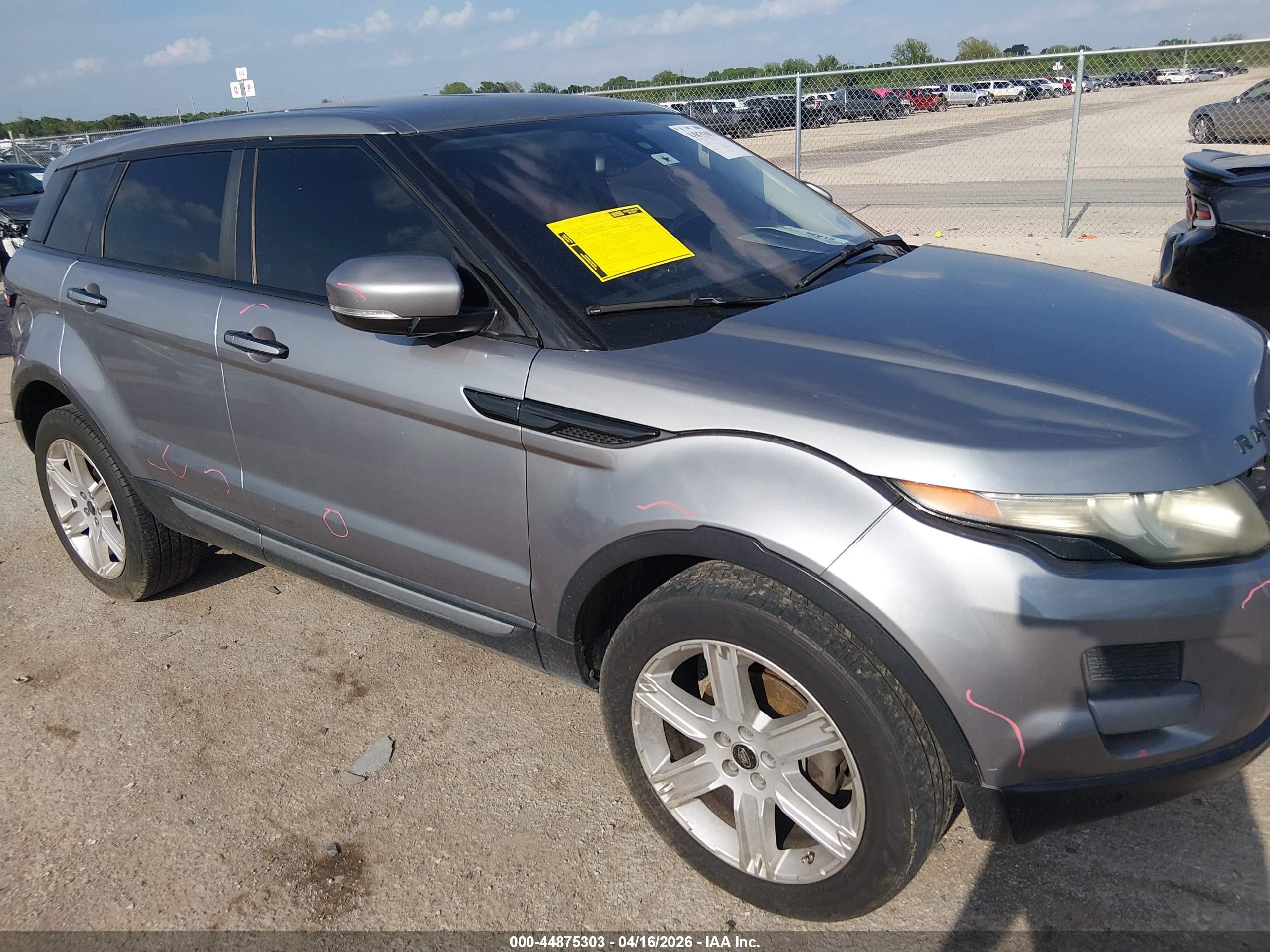 2013 Land Rover Range Rover Evoque VIN SALVN2BG3DH799852 IAAI salvage auction — Side, Original (Texas), sold $1,675 on 2026-06-30 (photo 6)