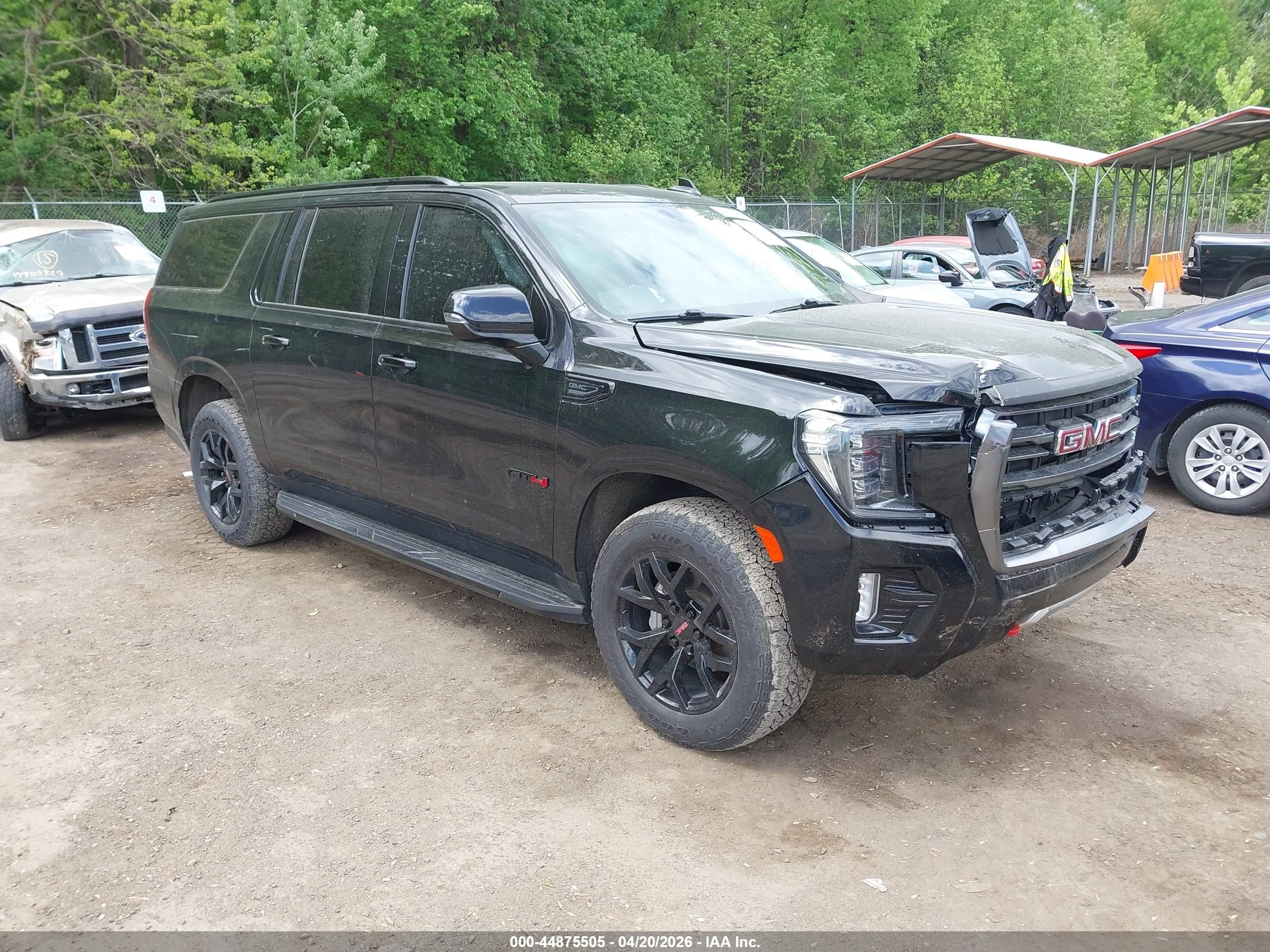 2022 GMC Yukon XL VIN 1GKS2HKLXNR238812 — IAAI salvage auction photo
