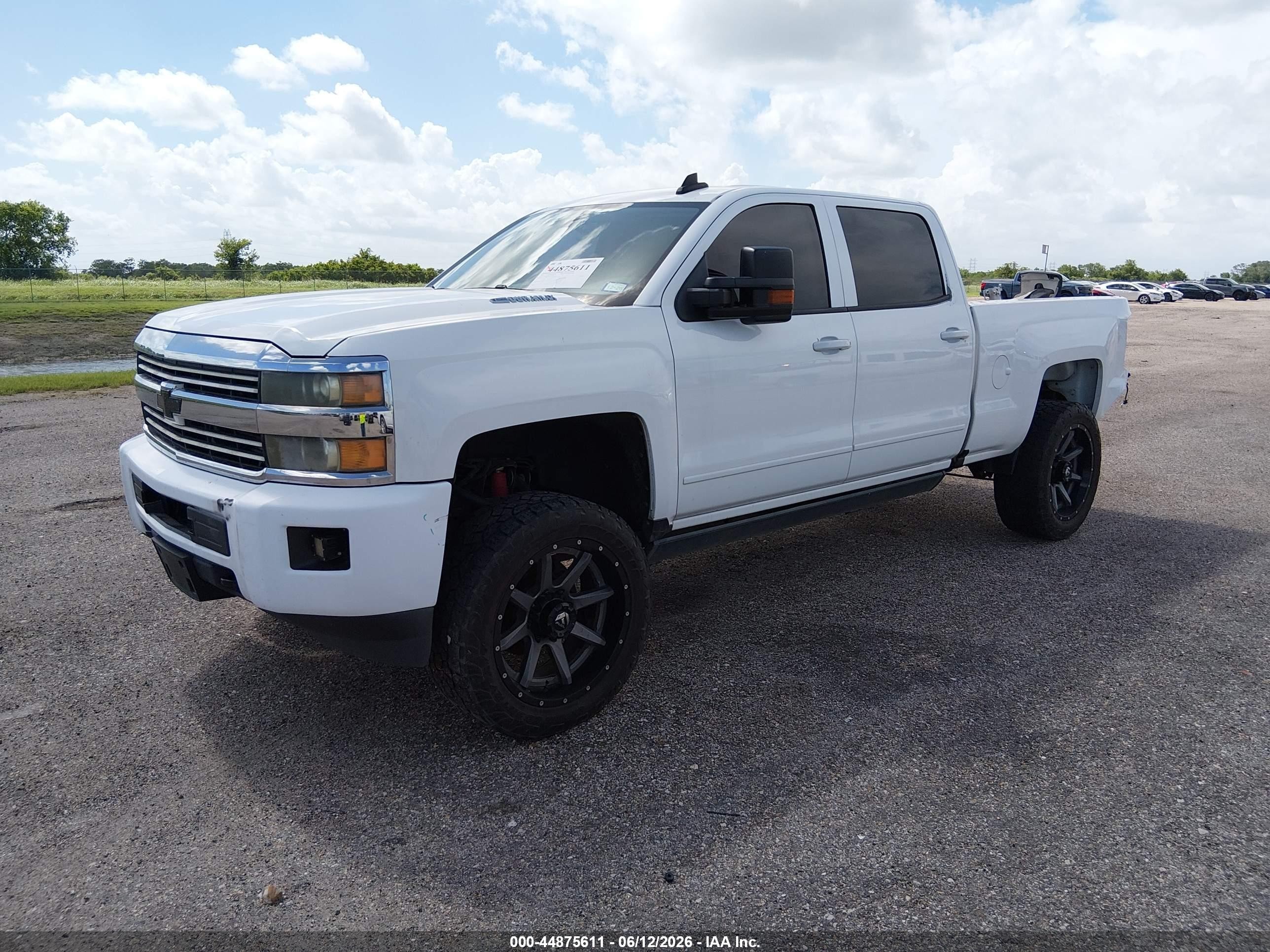 2016 Chevrolet Silverado VIN 1GC1KVE88GF148916 IAAI salvage auction — Rear End, Original (Texas), sold $9,100 on 2026-09-10 (photo 2)