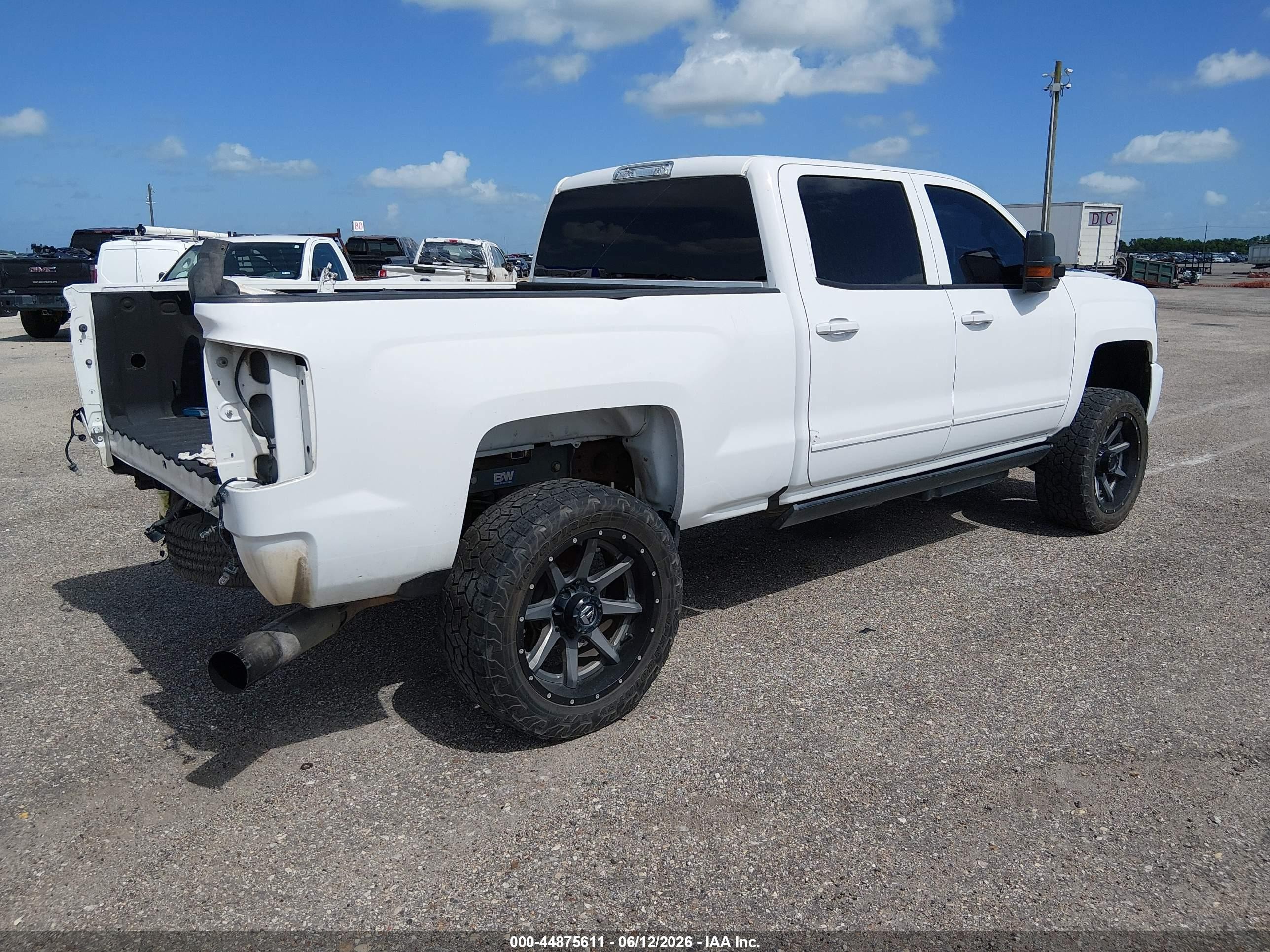 2016 Chevrolet Silverado VIN 1GC1KVE88GF148916 IAAI salvage auction — Rear End, Original (Texas), sold $9,100 on 2026-09-10 (photo 4)
